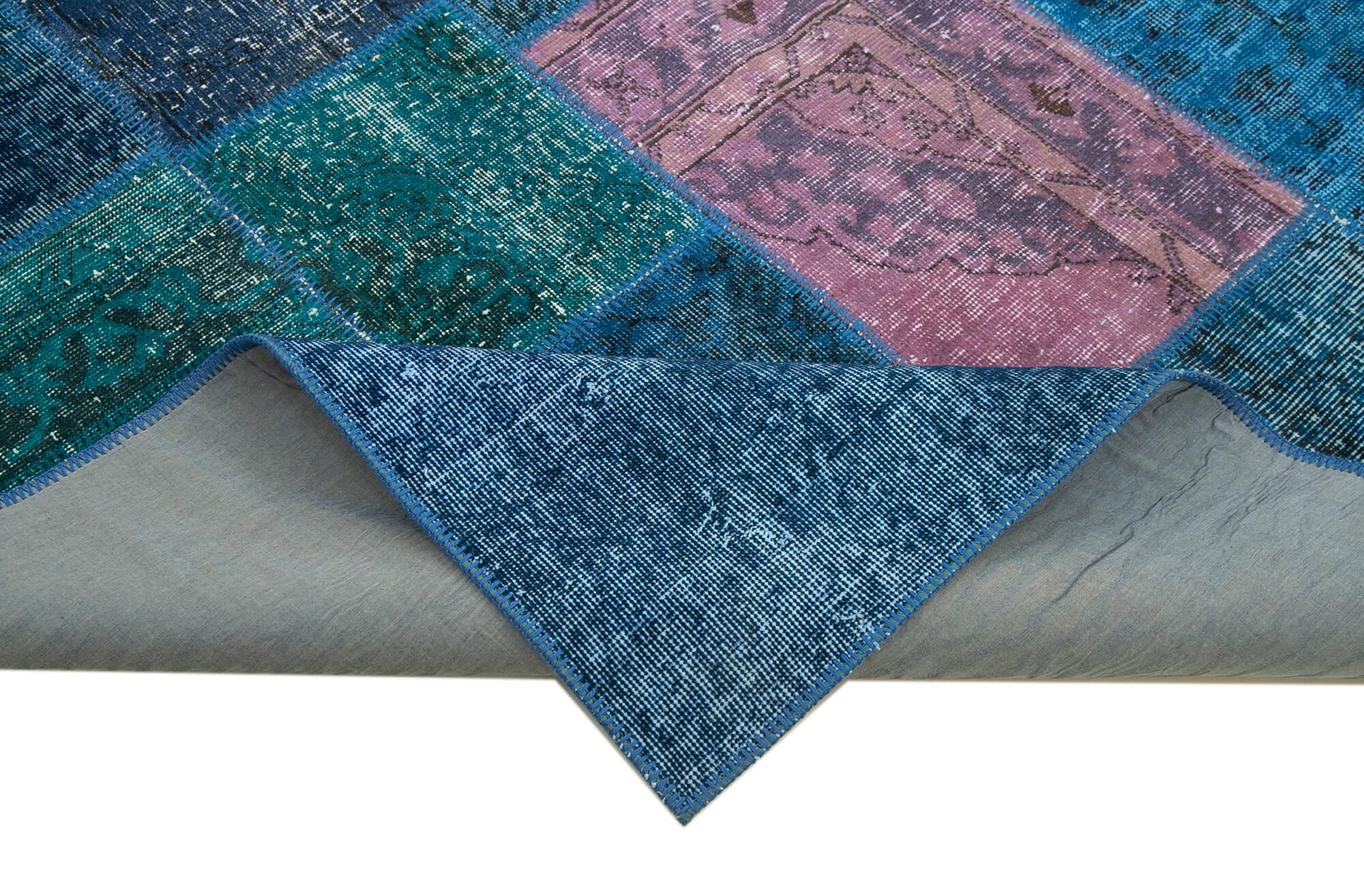 7 x 10 Blue Patchwork Rug - 715