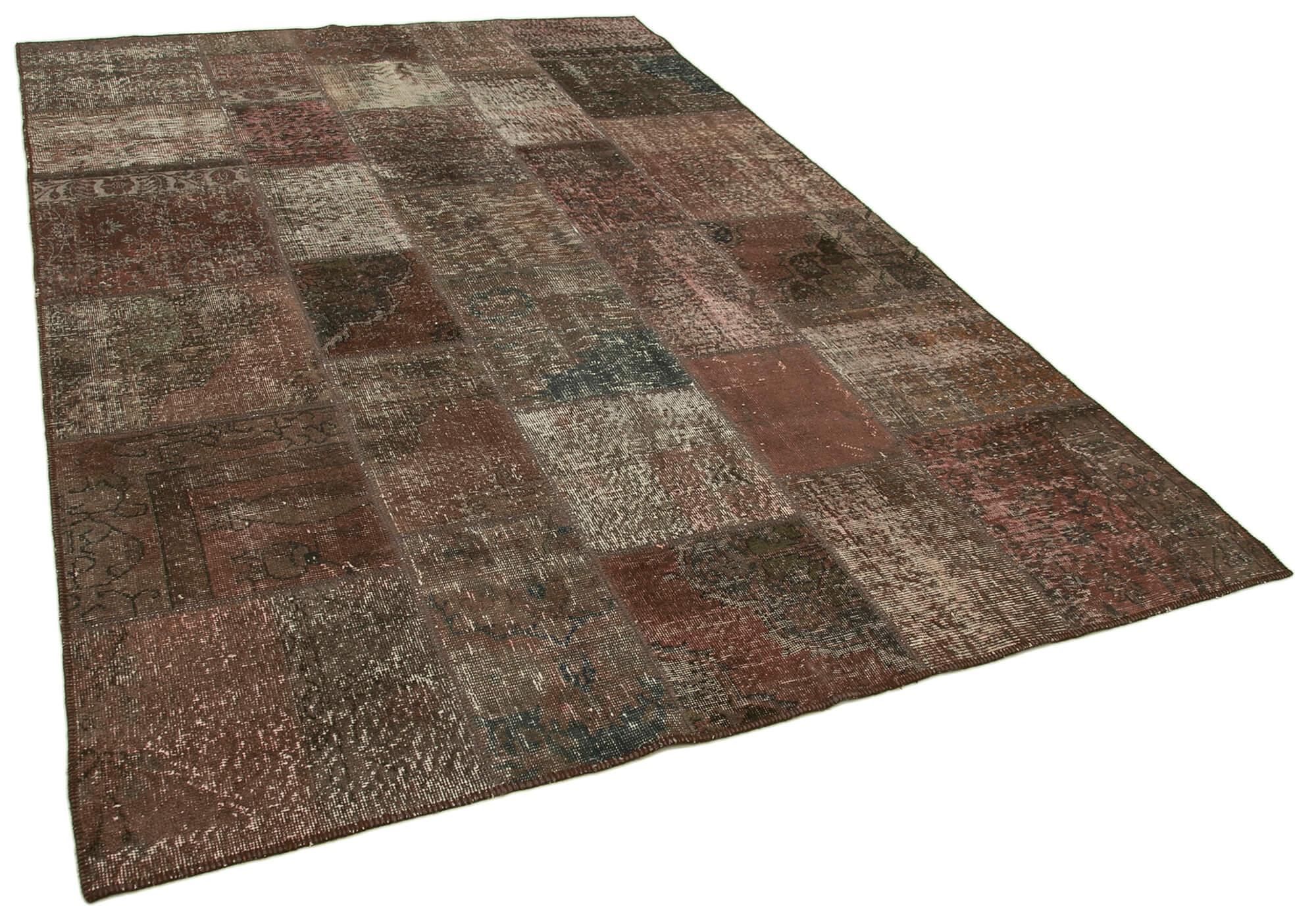 7 x 10 Brown Patchwork Rug - 718