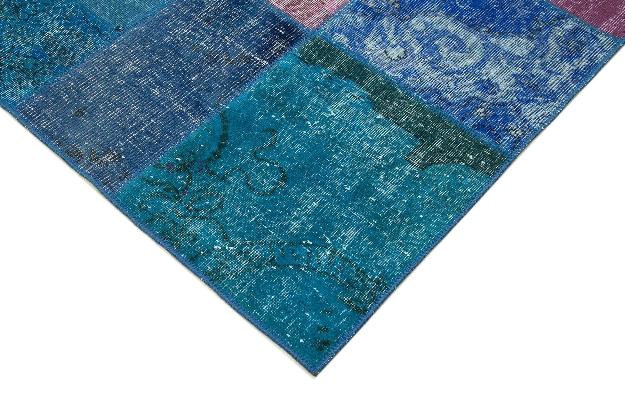 7 x 10 Blue Patchwork Rug - 720