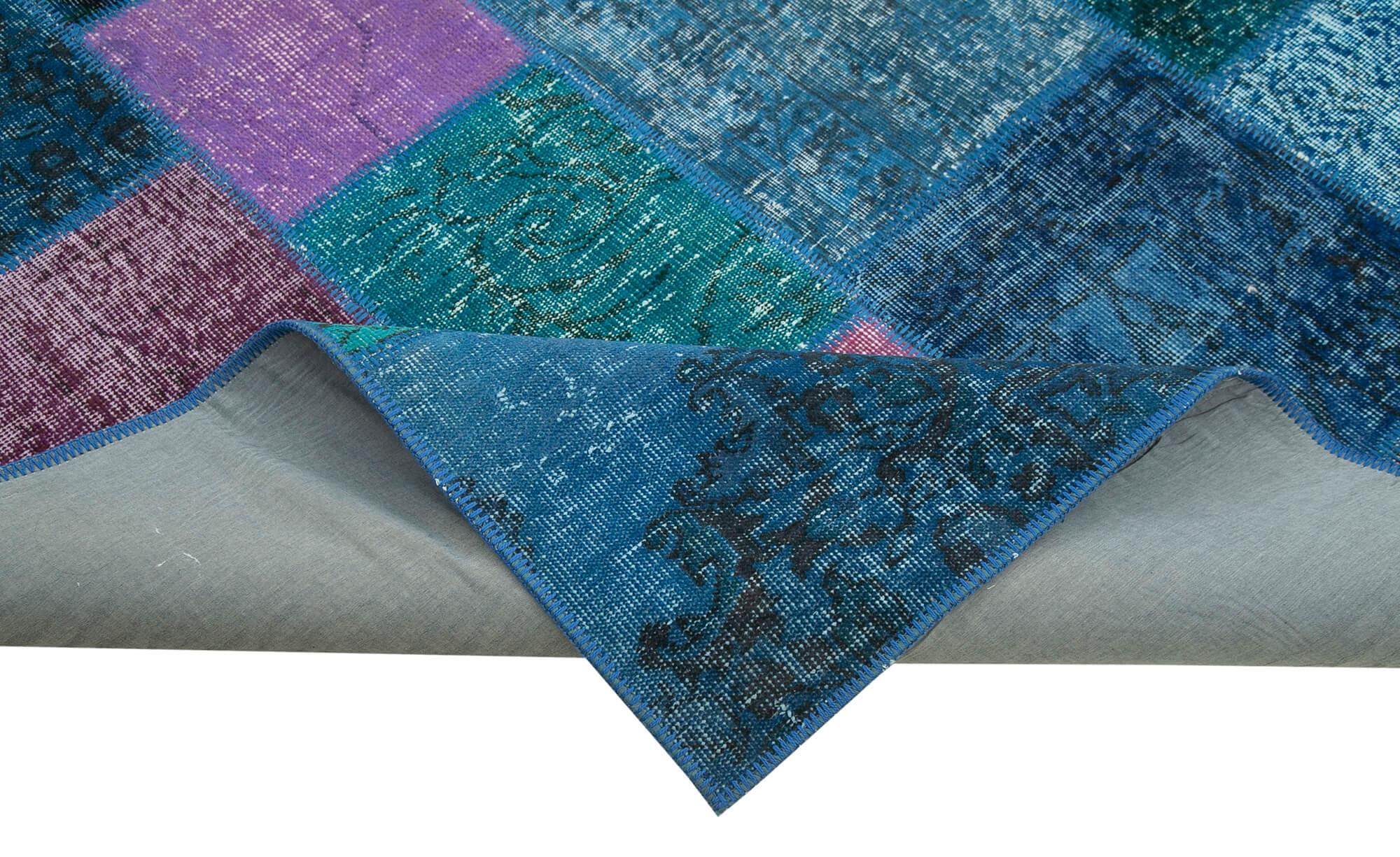 7 x 10 Blue Patchwork Rug - 727