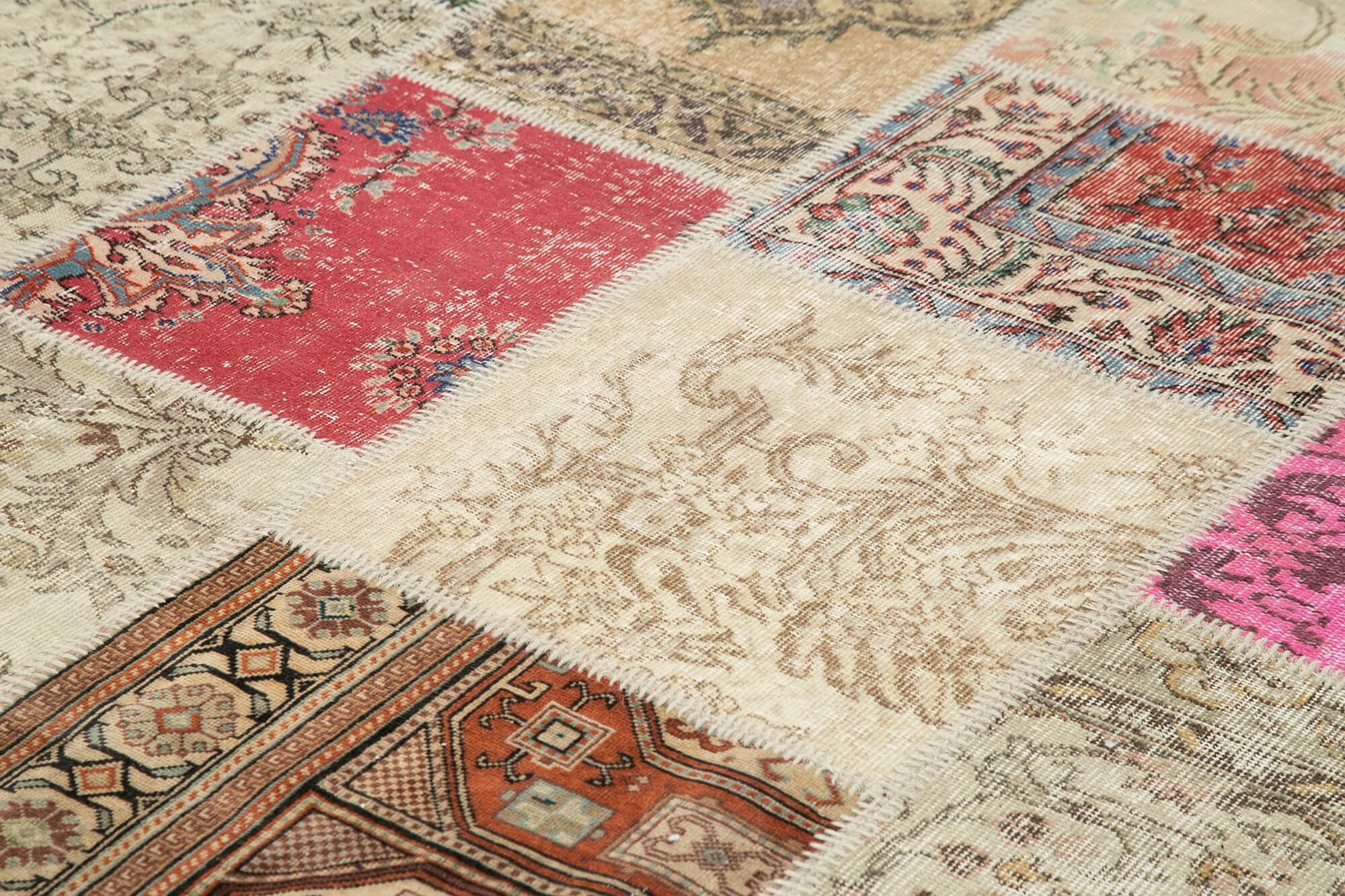 10 x 13 Beige Patchwork Rug - 929