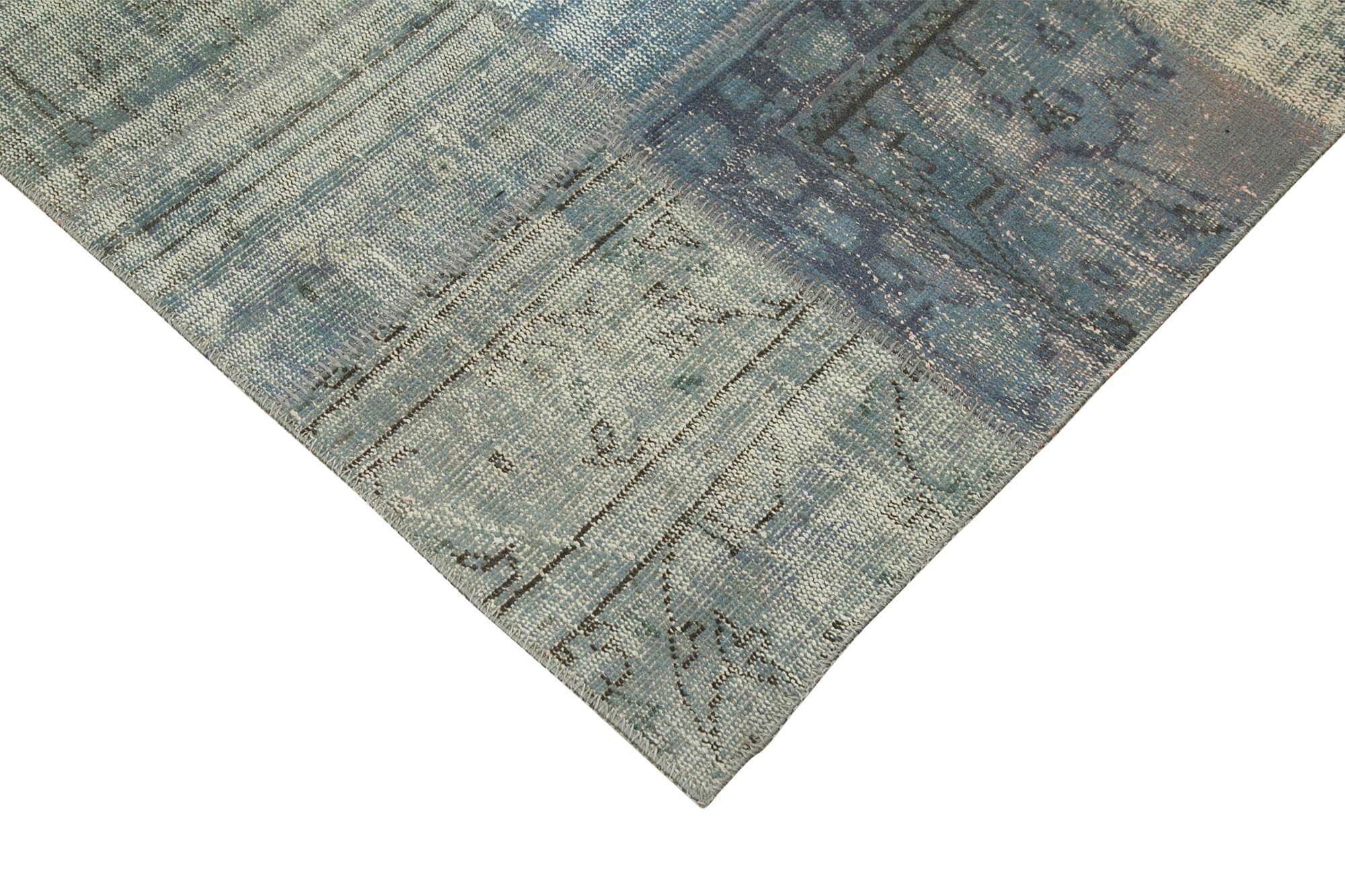 8 x 11 Blue Patchwork Rug- 1024