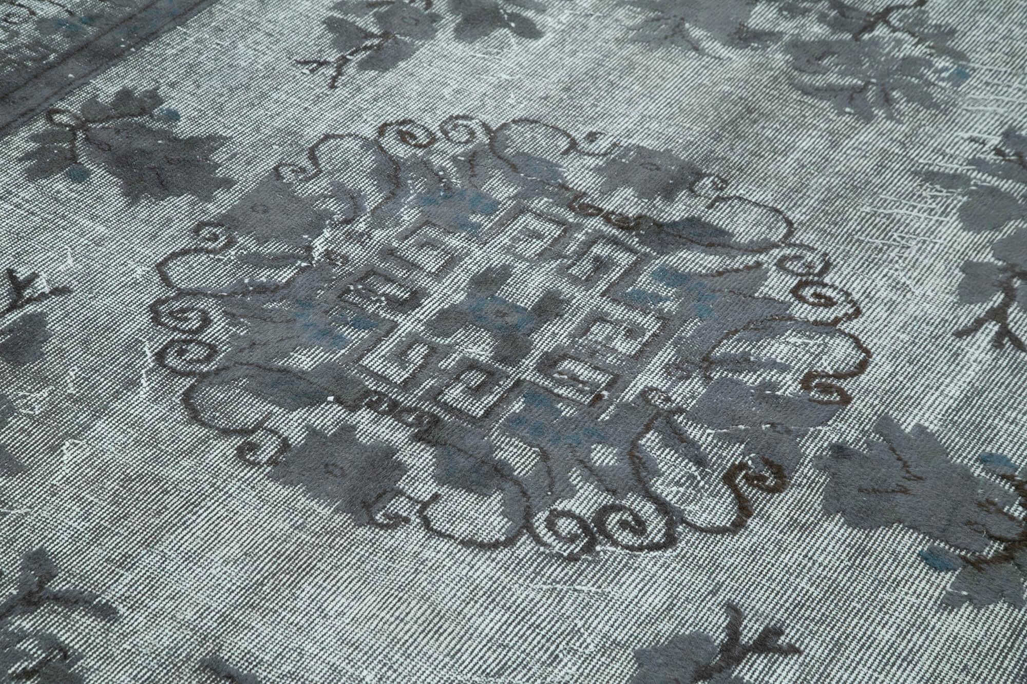 6 x 9 Grey Over Dyed Rug - 1057