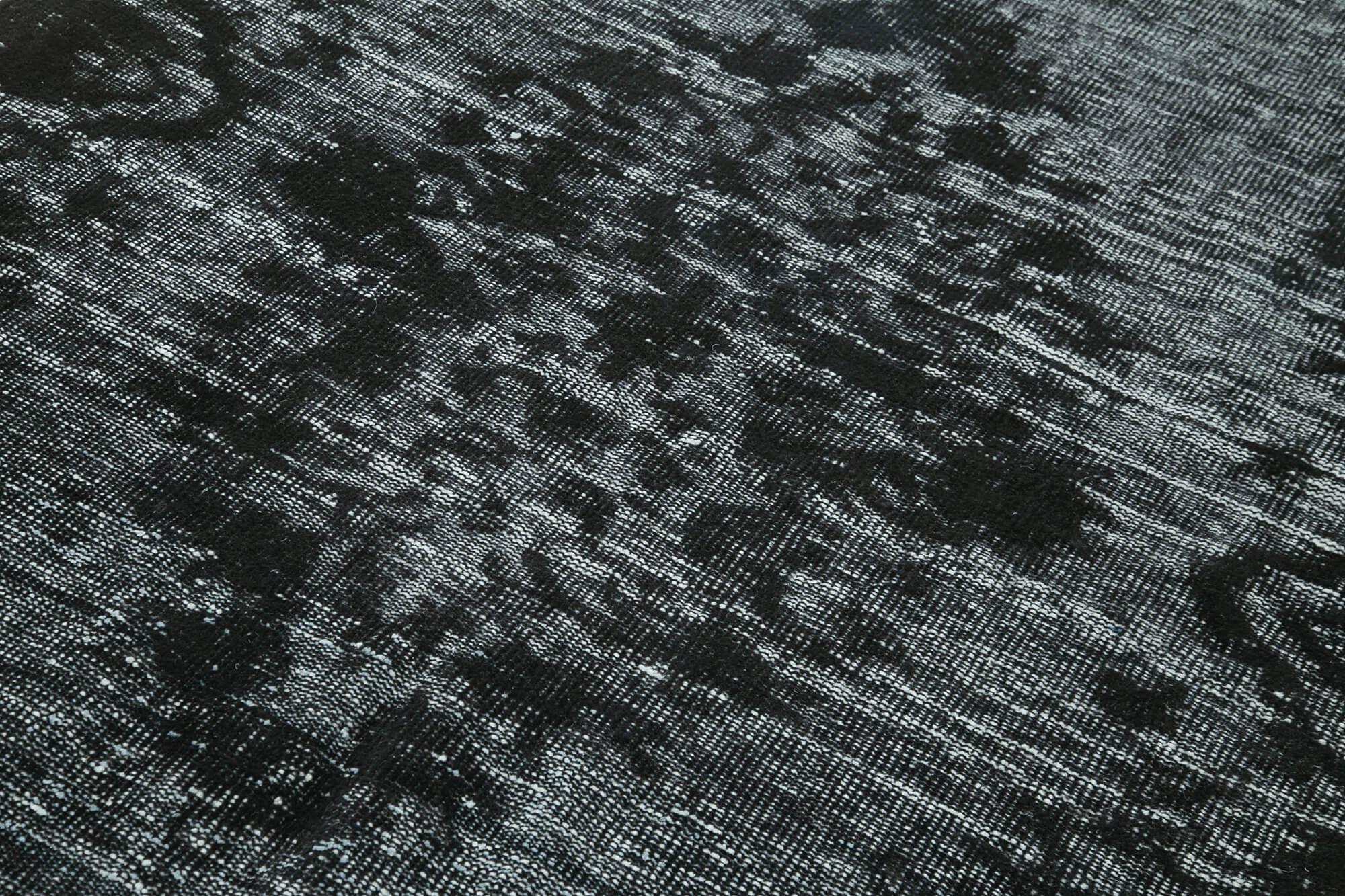 5 x 9 Black Over Dyed Rug - 1089