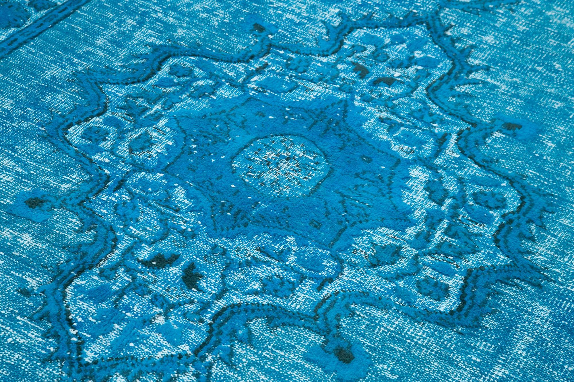 6 x 10 Turquoise Over Dyed Rug - 1136