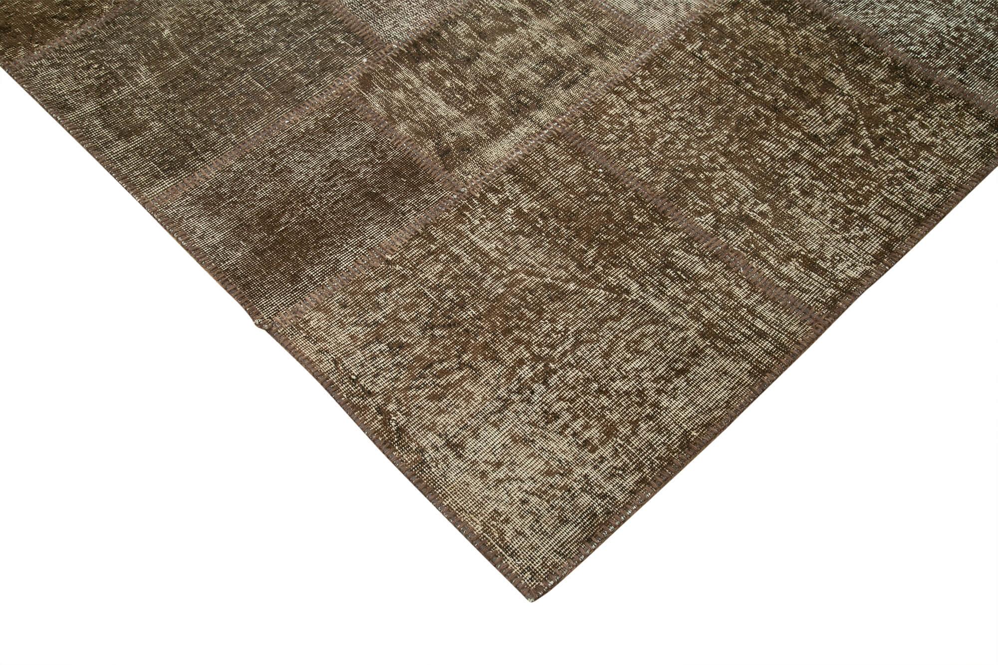 10 x 13 Brown Patchwork Rug - 1361