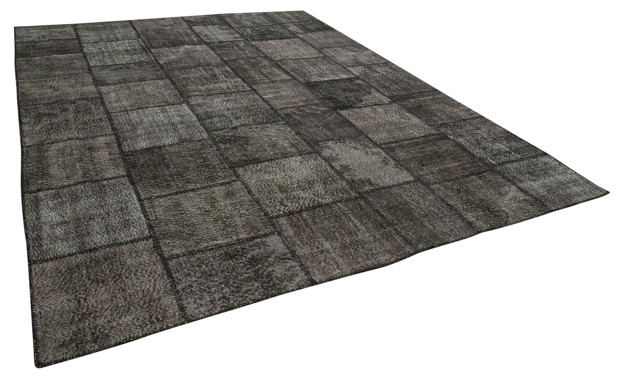 10 x 13 Black Patchwork Rug - 1364