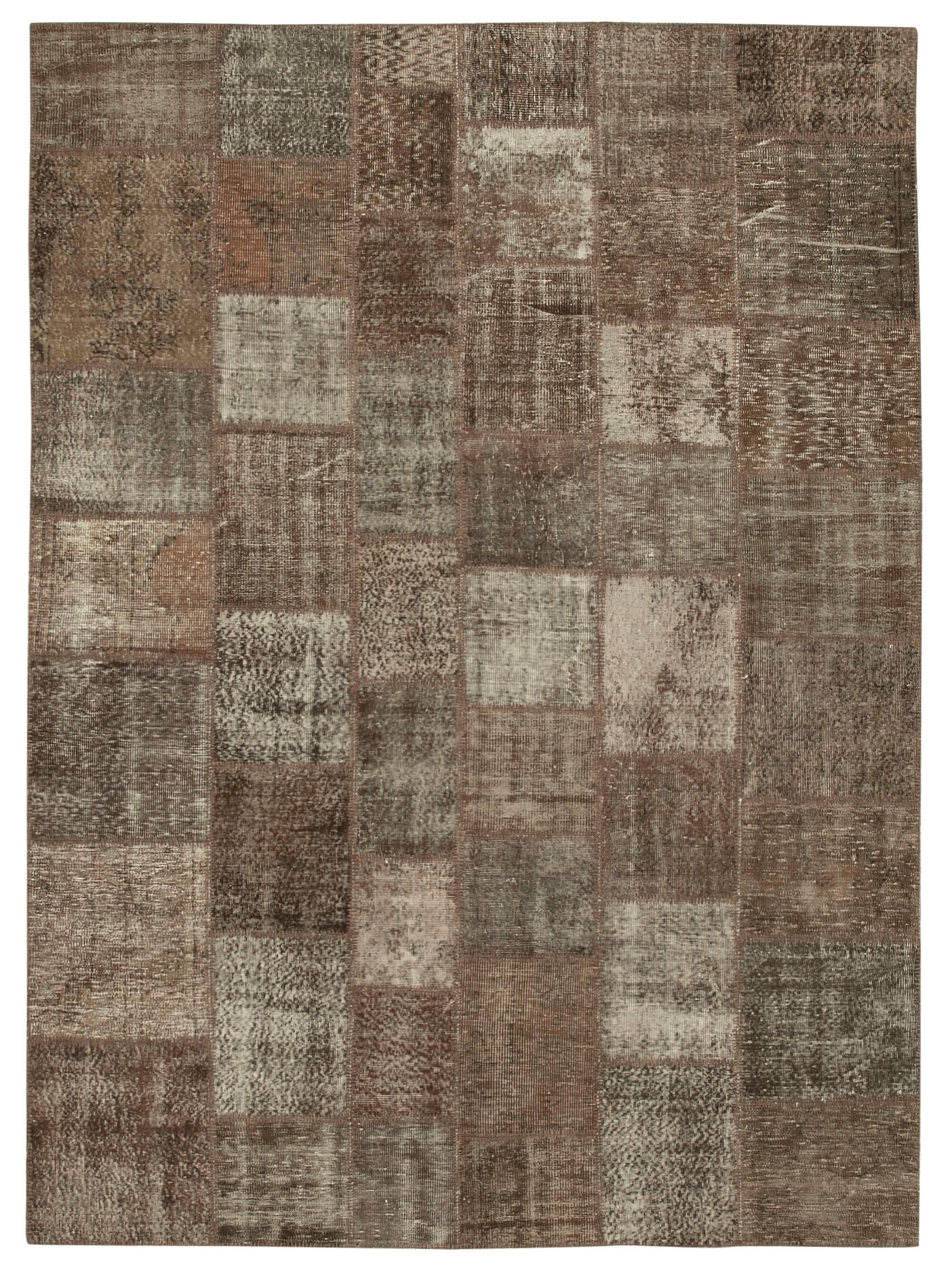 8 x 11 Brown Patchwork Rug- 1373