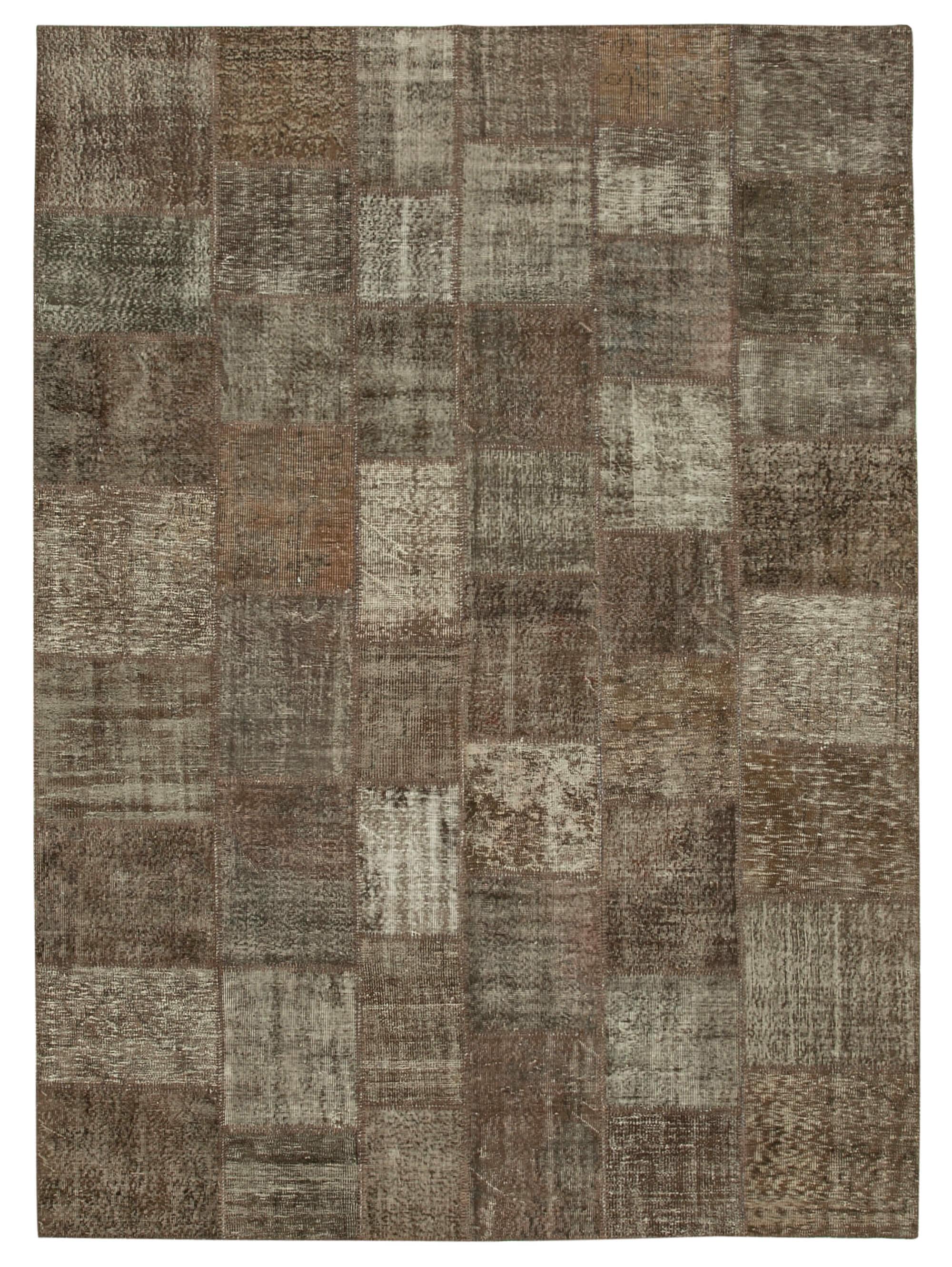 8 x 11 Brown Patchwork Rug- 1374