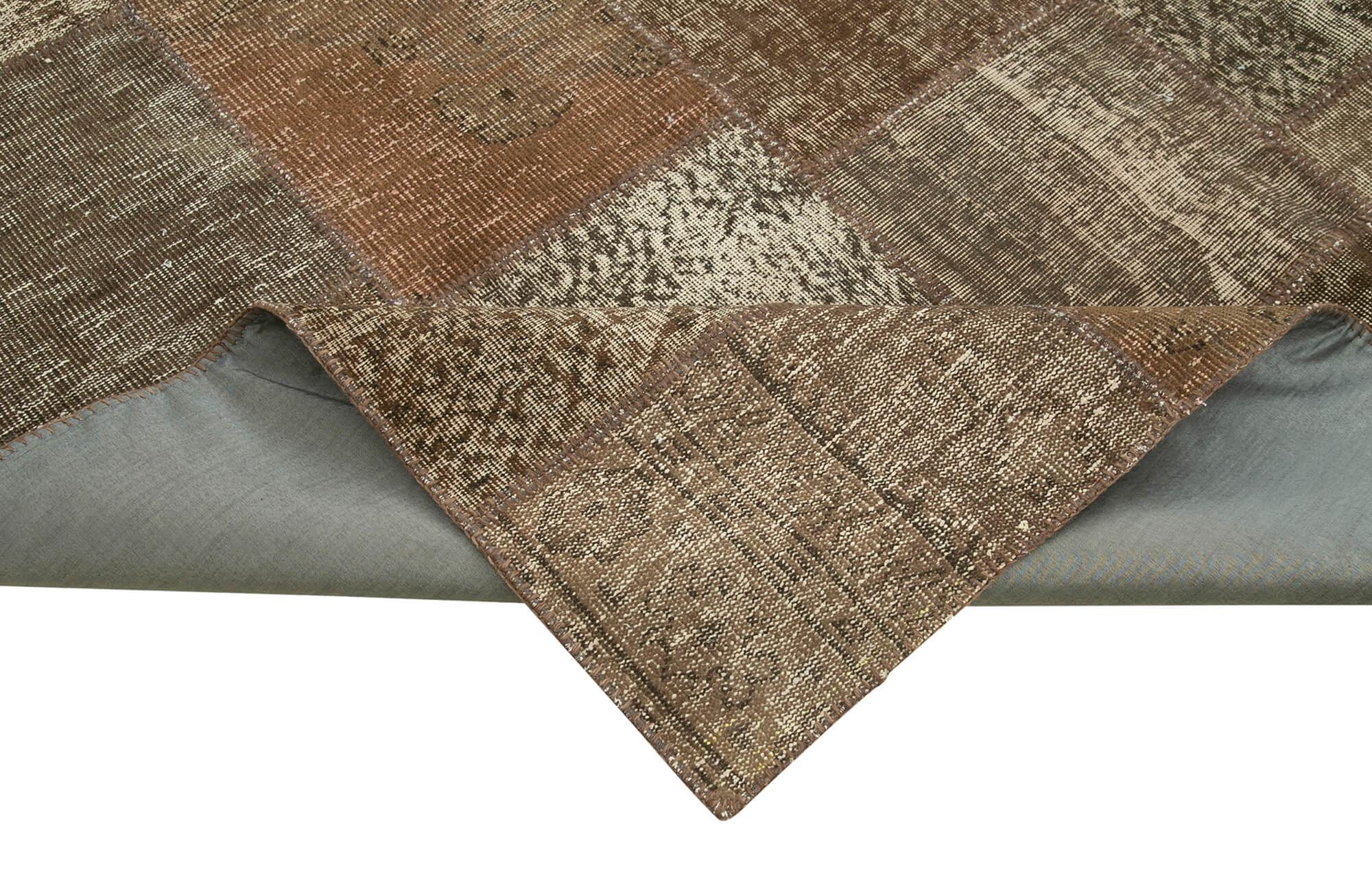 8 x 11 Brown Patchwork Rug- 1378