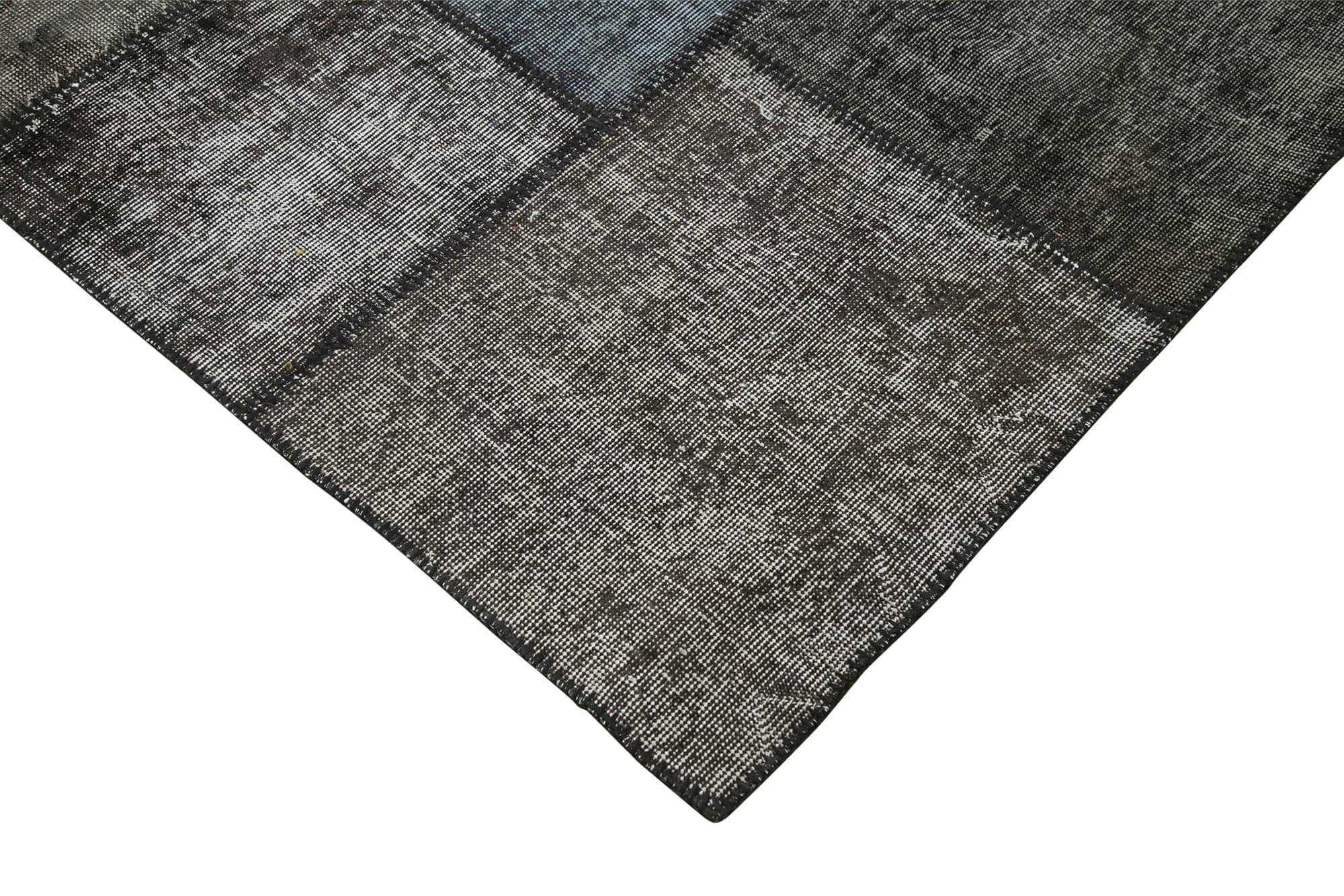 8 x 12 Black Patchwork Rug- 1381