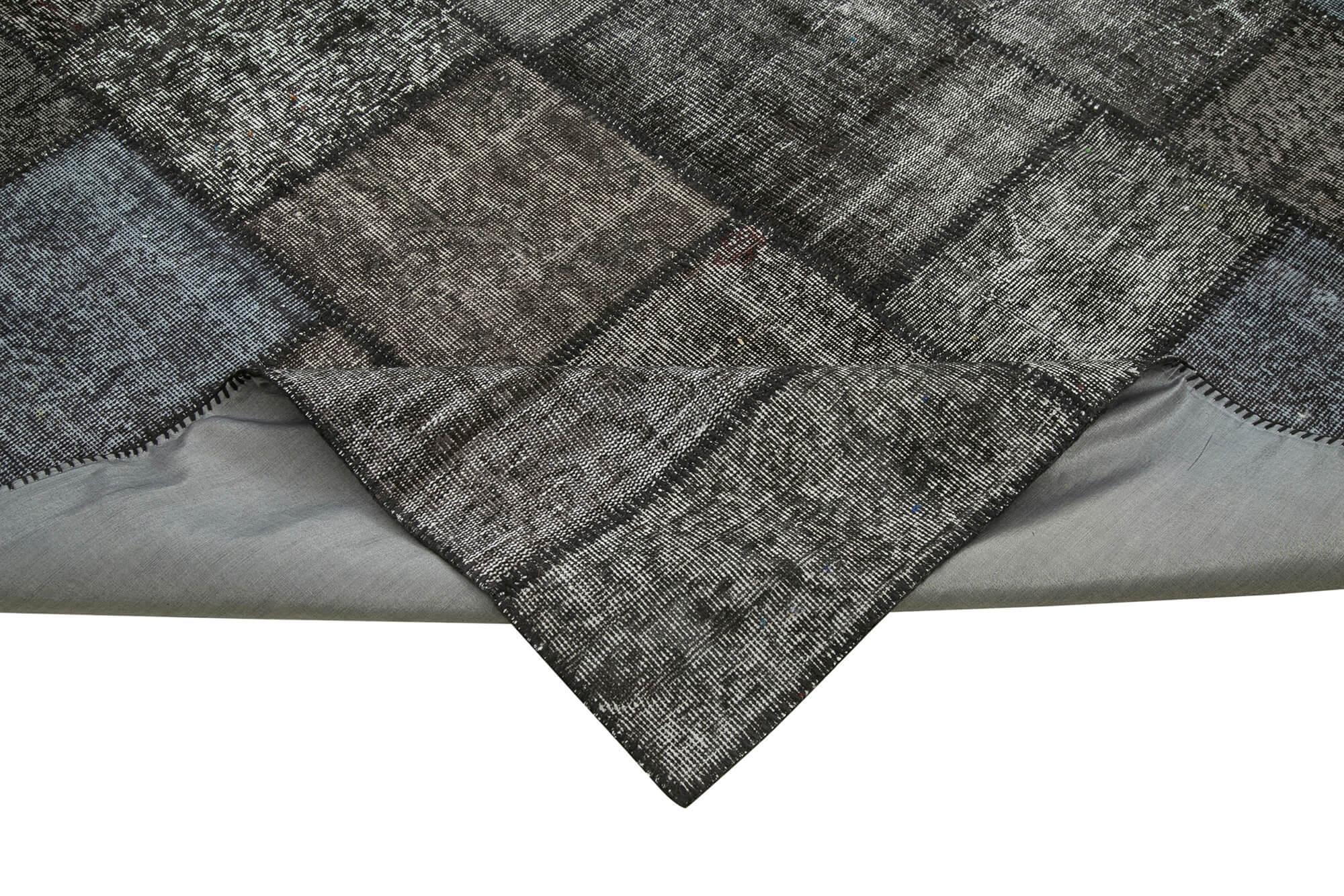 8 x 12 Black Patchwork Rug- 1381