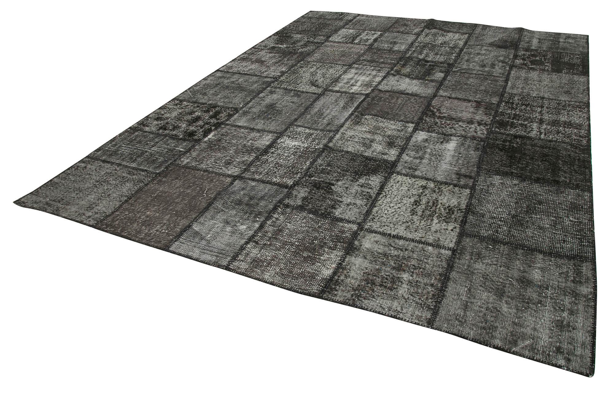 8 x 11 Black Patchwork Rug- 1386