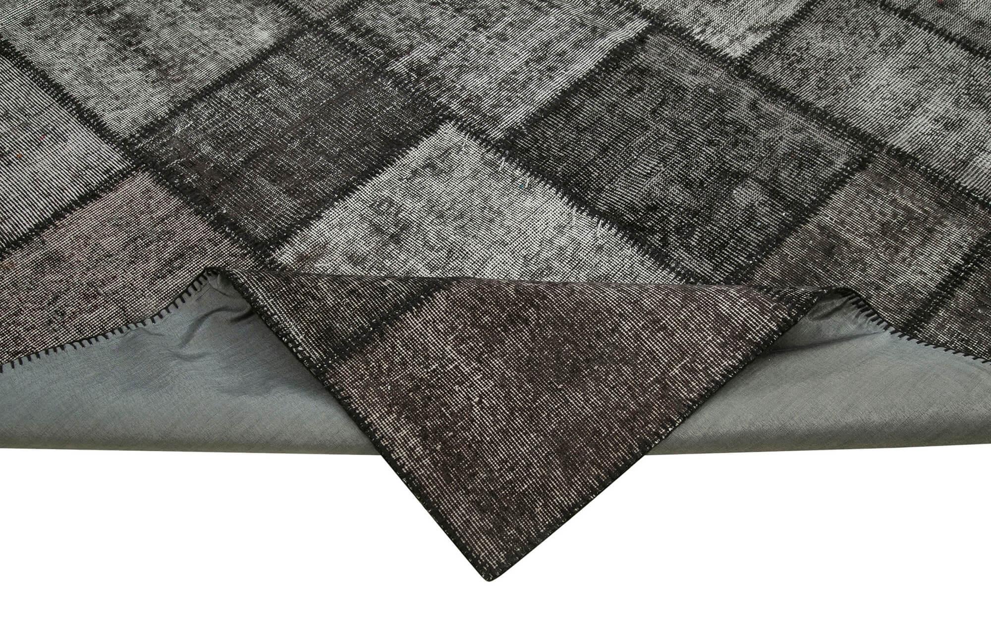 8 x 12 Black Patchwork Rug- 1387