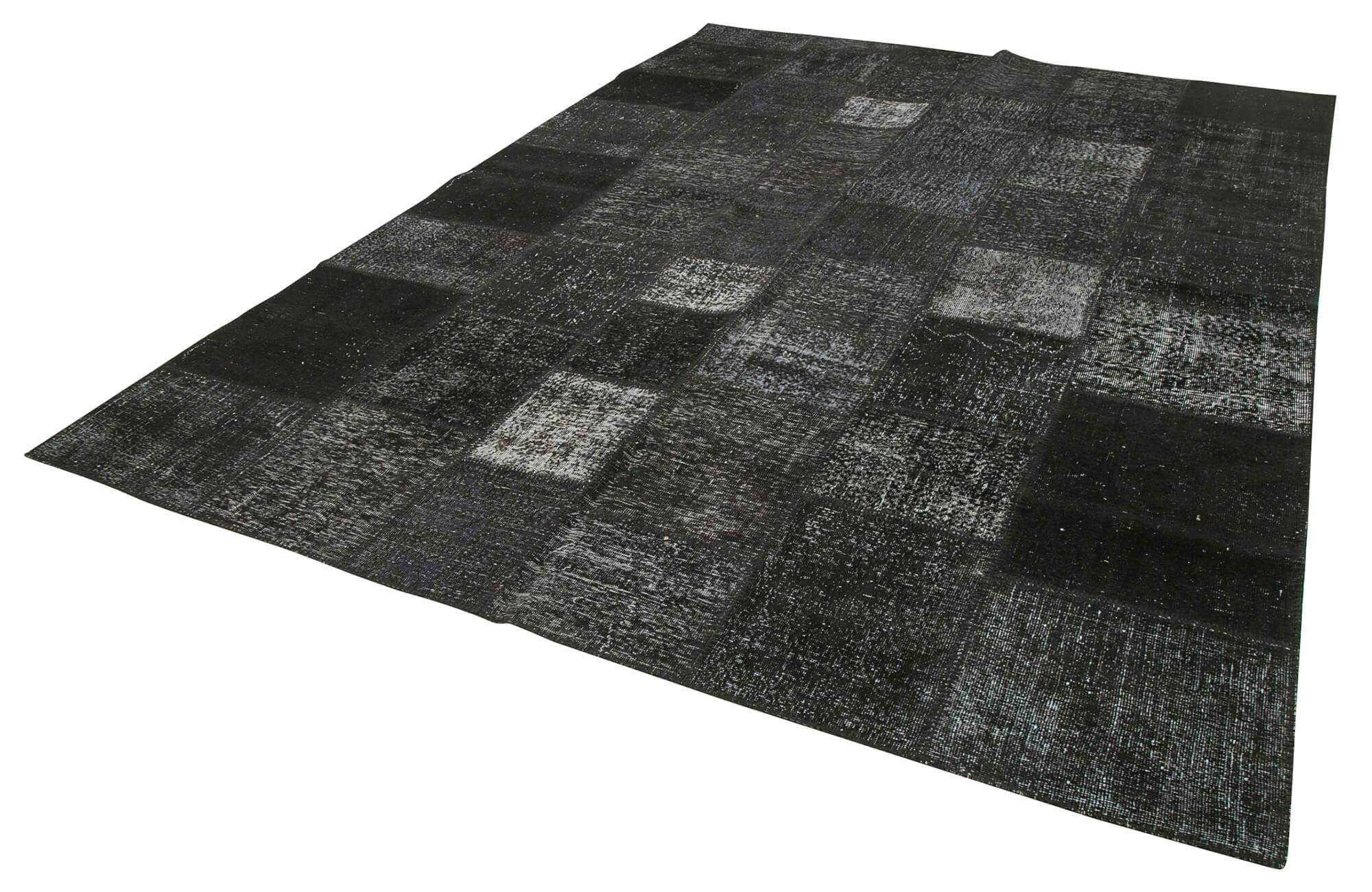 8 x 12 Black Patchwork Rug- 1389