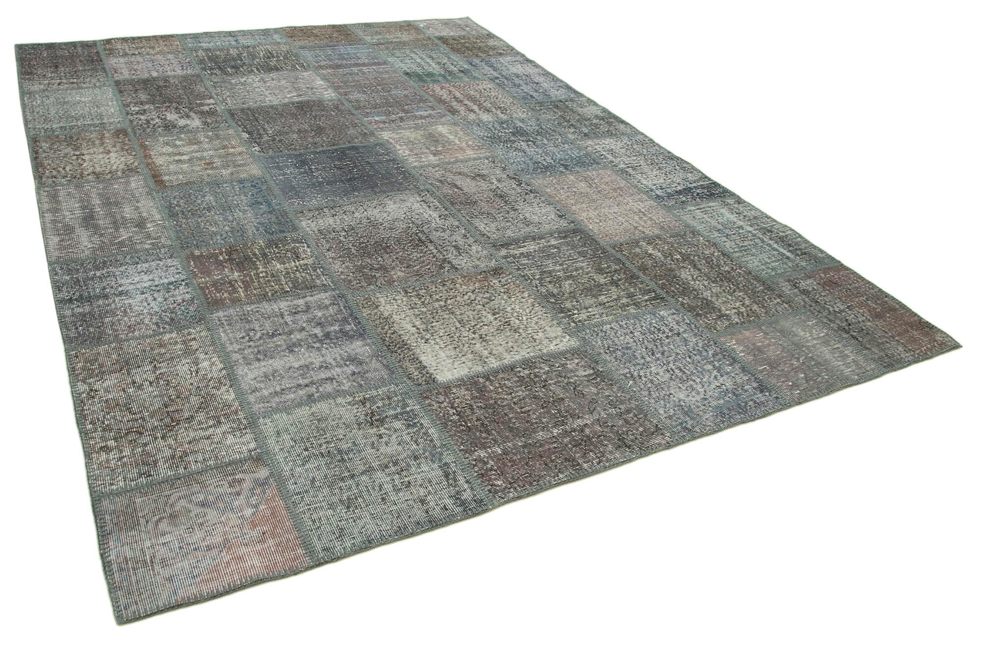 8 x 11 Grey Patchwork Rug- 1640