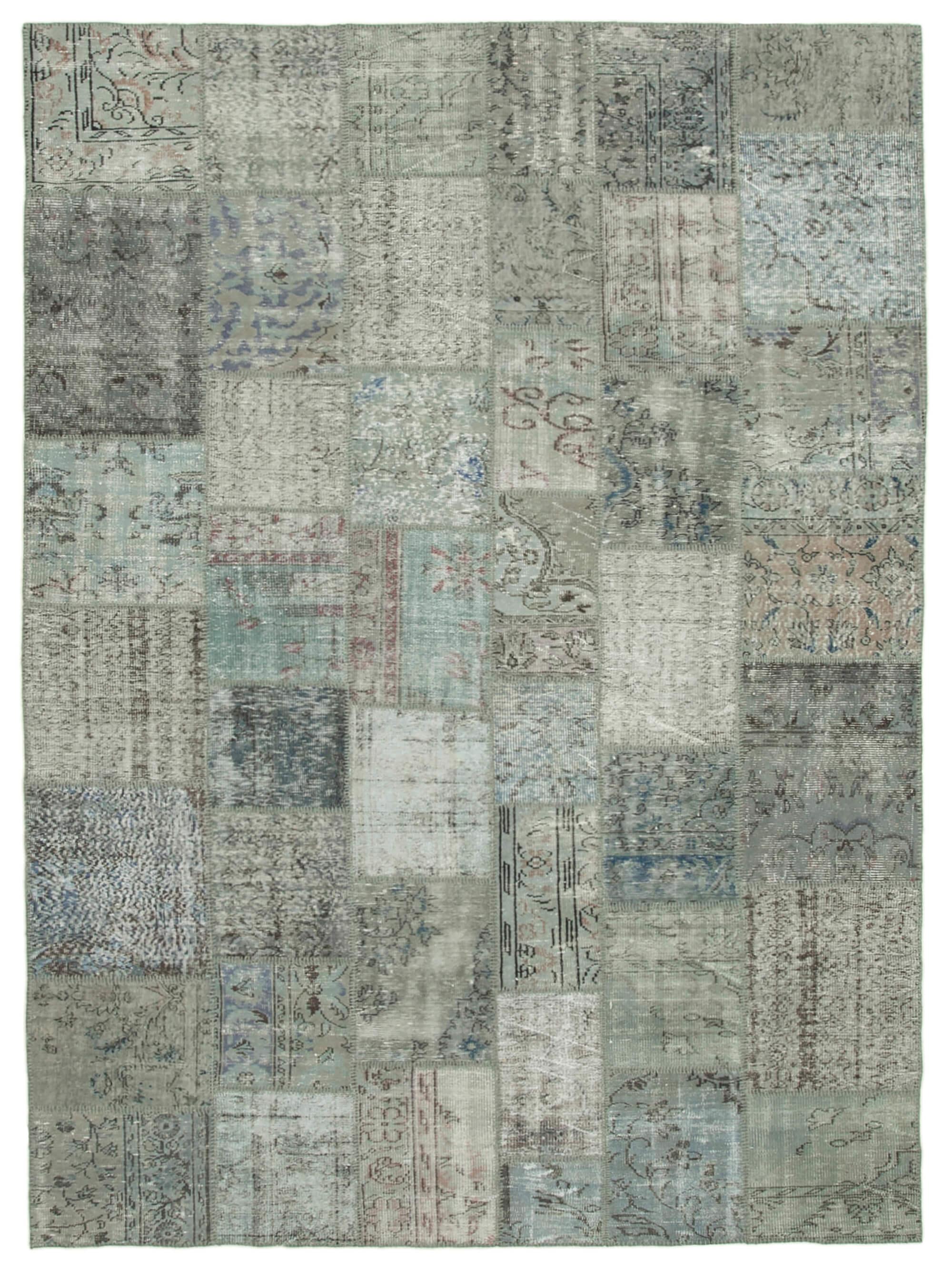 8 x 11 Grey Patchwork Rug- 2320