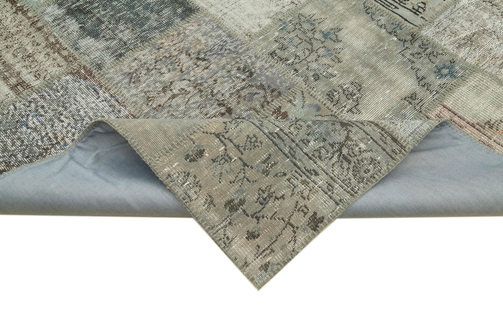 8 x 11 Grey Patchwork Rug- 2320