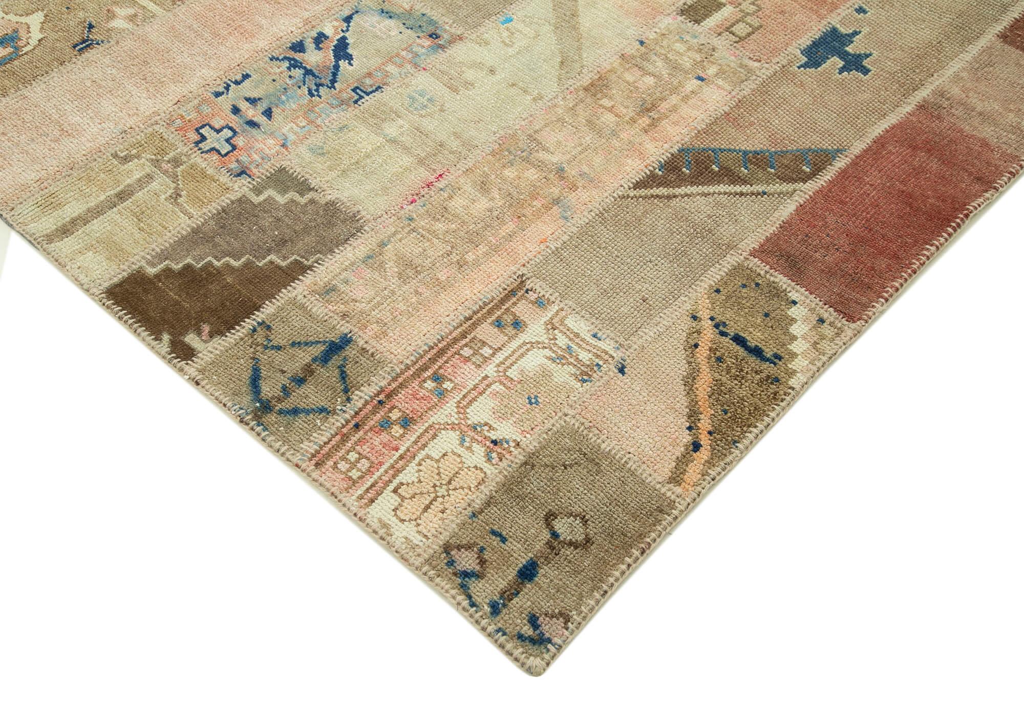 7 x 10 Beige Patchwork Rug - 2355