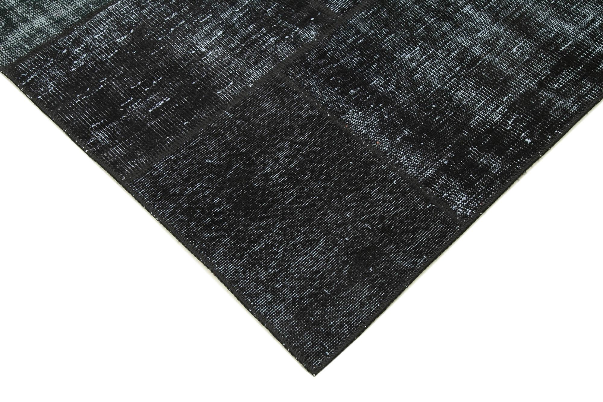 6 x 10 Black Patchwork Rug - 2357