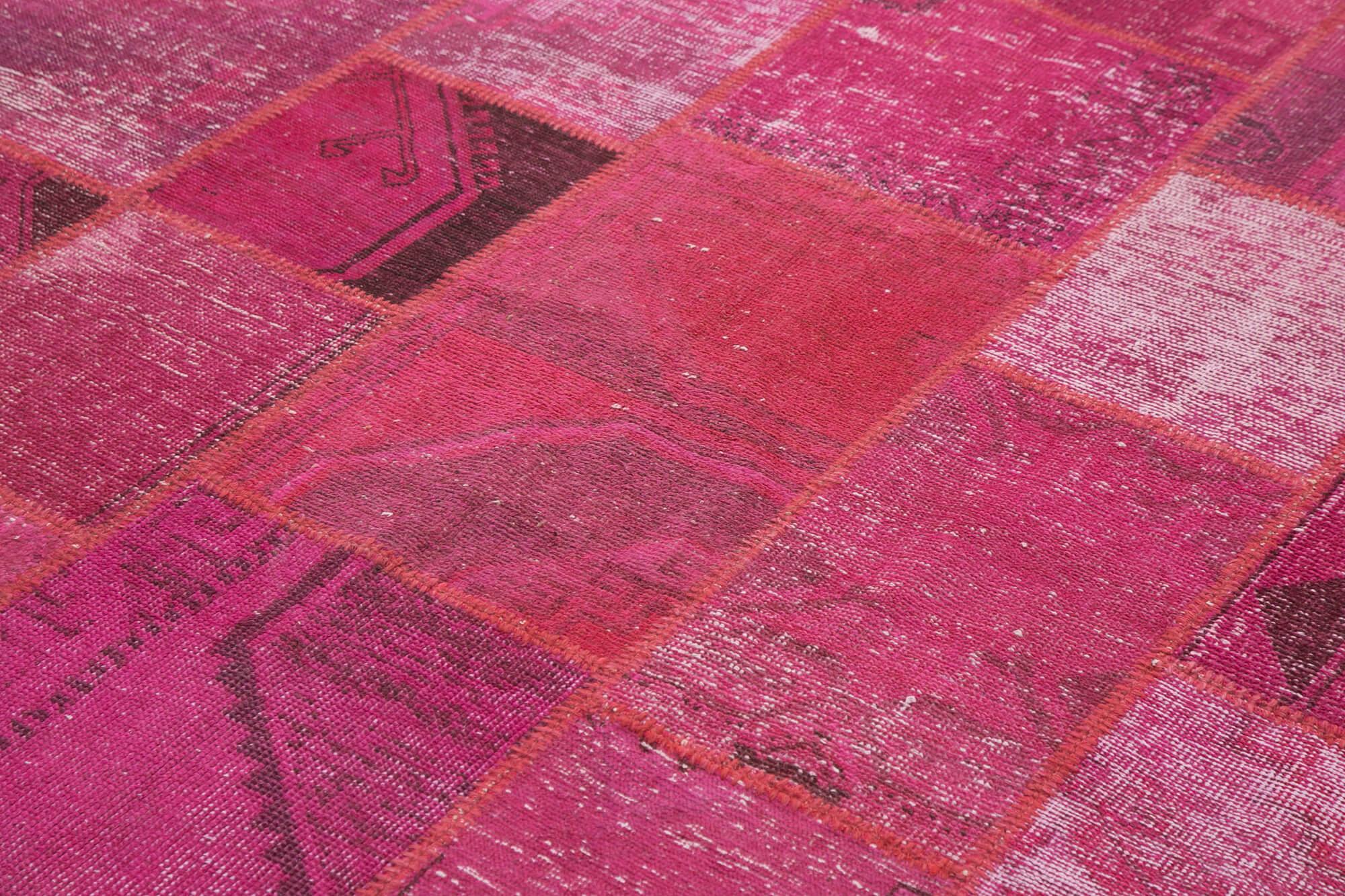 7 x 10 Pink Patchwork Rug - 2365