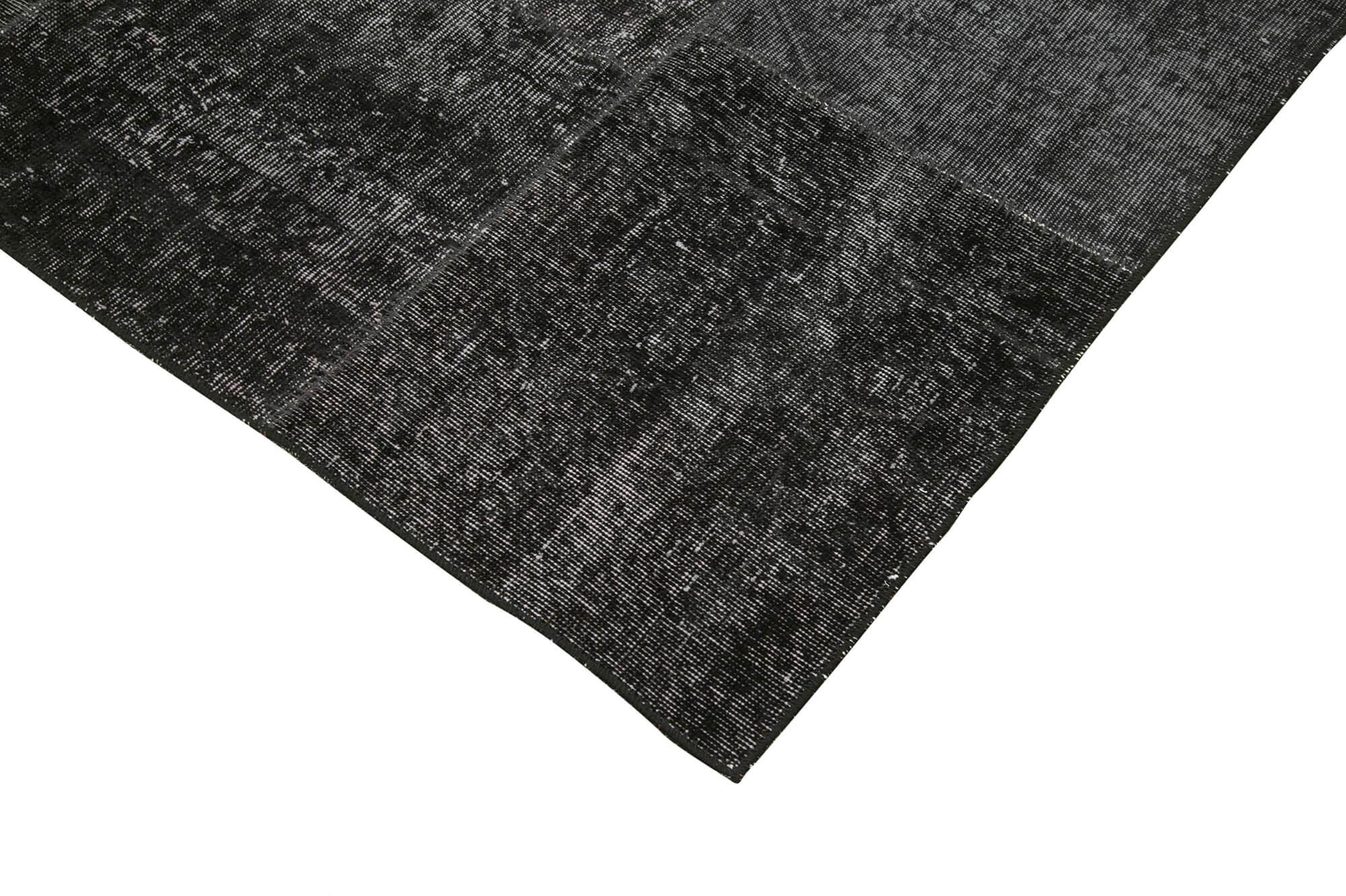 6 x 10 Black Patchwork Rug - 2369