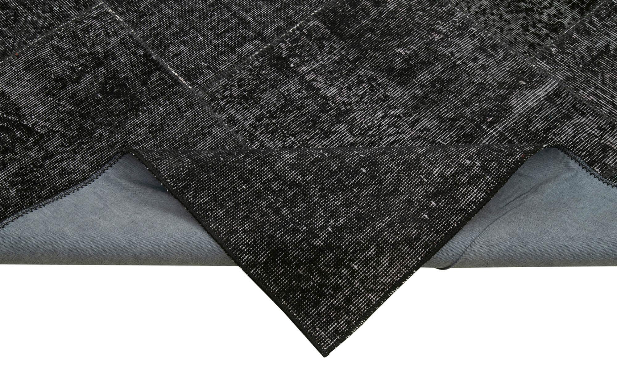 6 x 10 Black Patchwork Rug - 2373