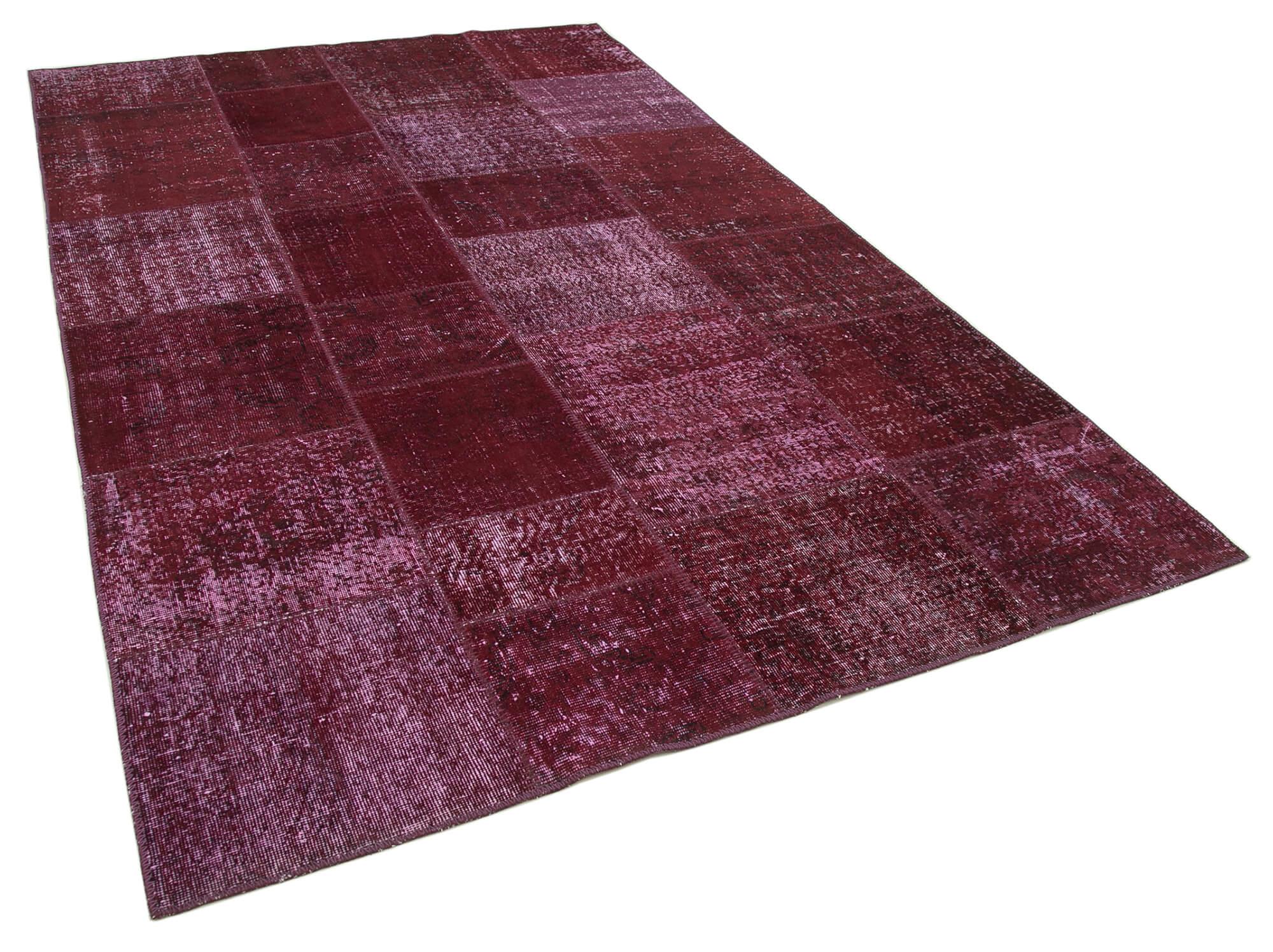 6 x 10 Red Patchwork Rug - 2391