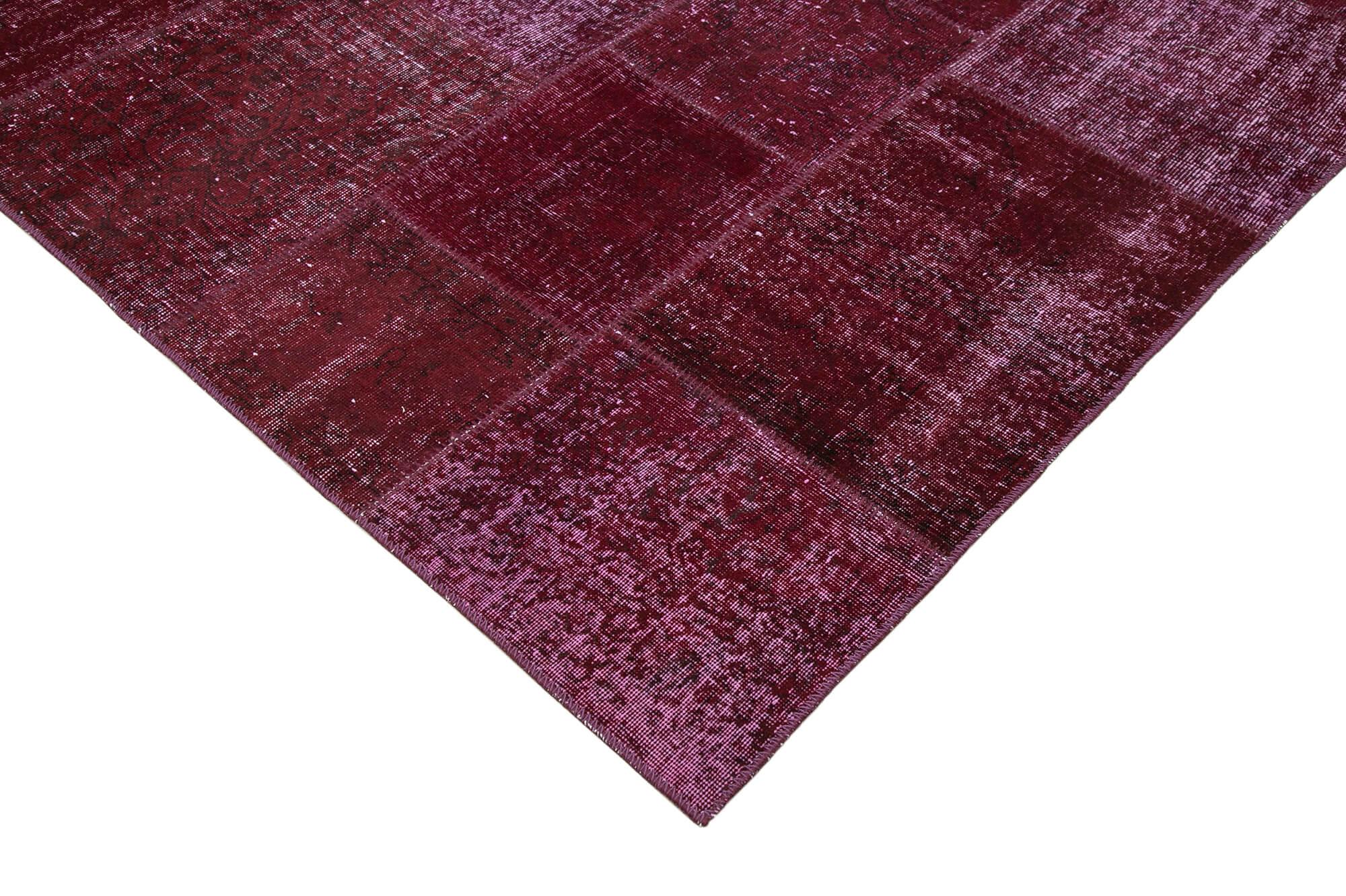 6 x 10 Red Patchwork Rug - 2391