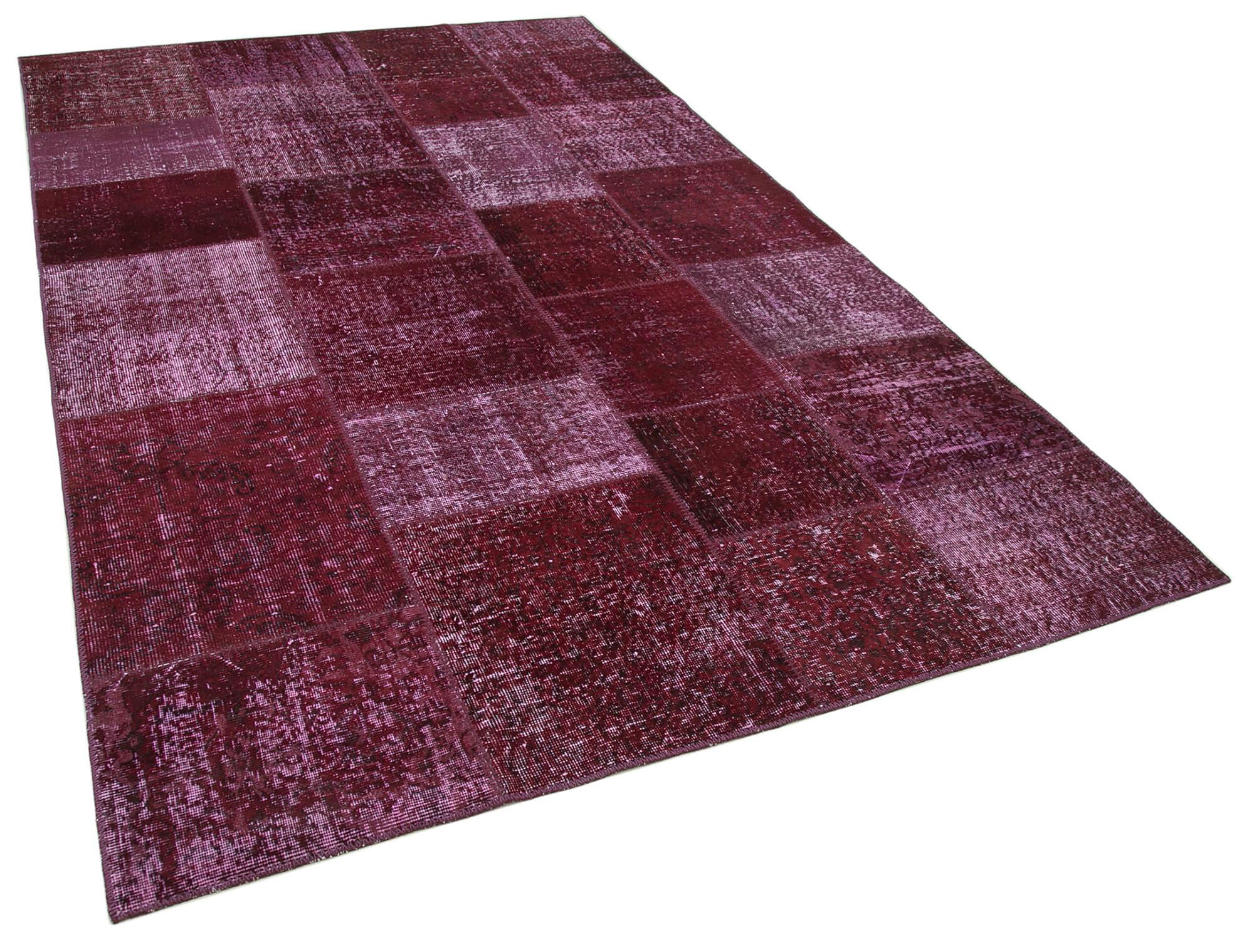 6 x 10 Red Patchwork Rug - 2393