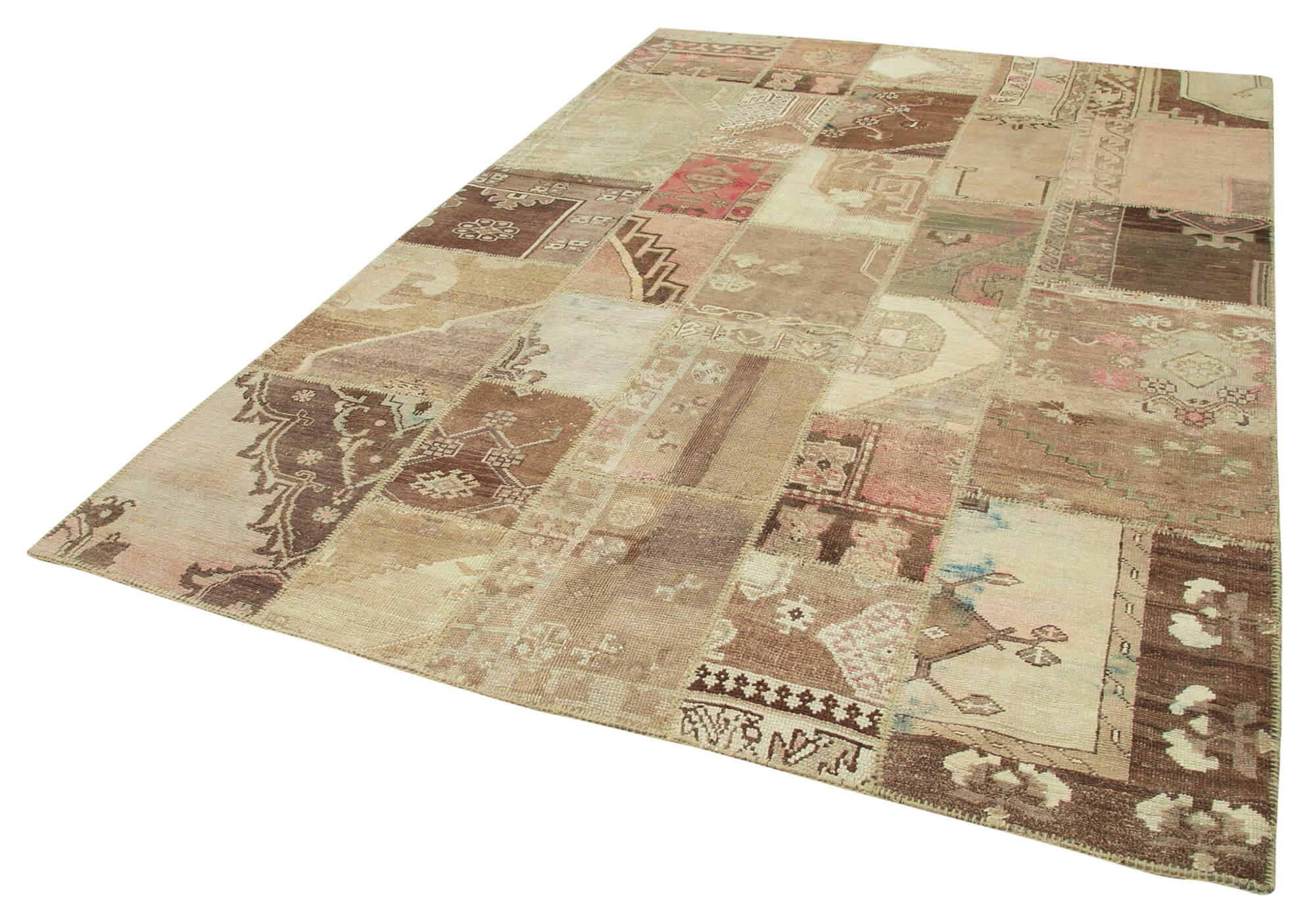 7 x 10 Beige Patchwork Rug - 2404