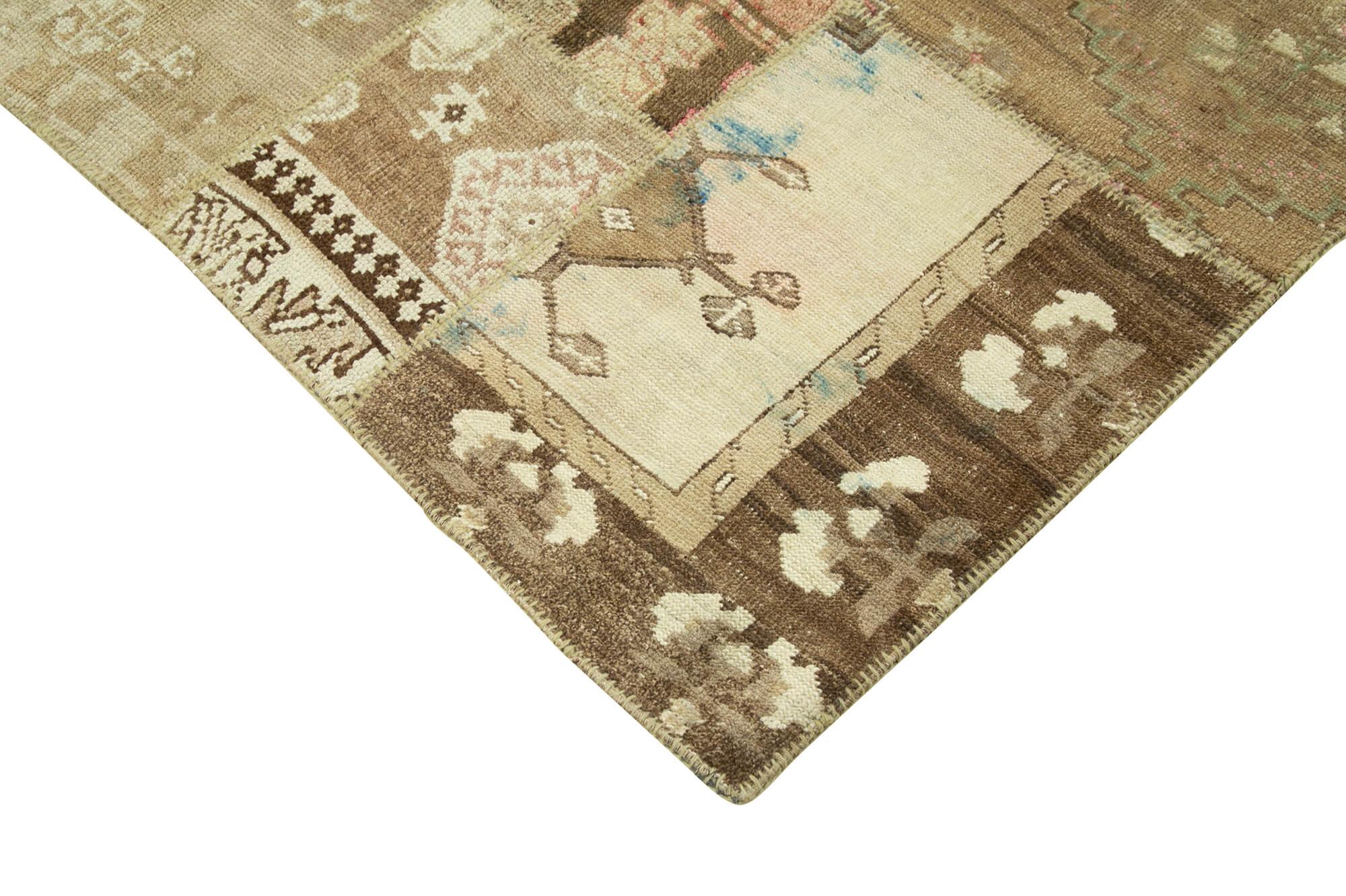 7 x 10 Beige Patchwork Rug - 2404