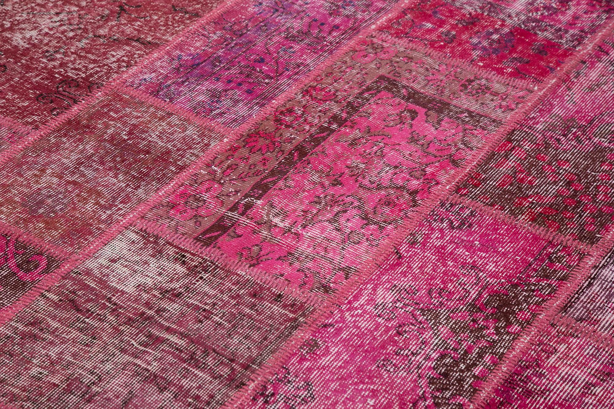 6 x 9 Pink Patchwork Rug - 2408