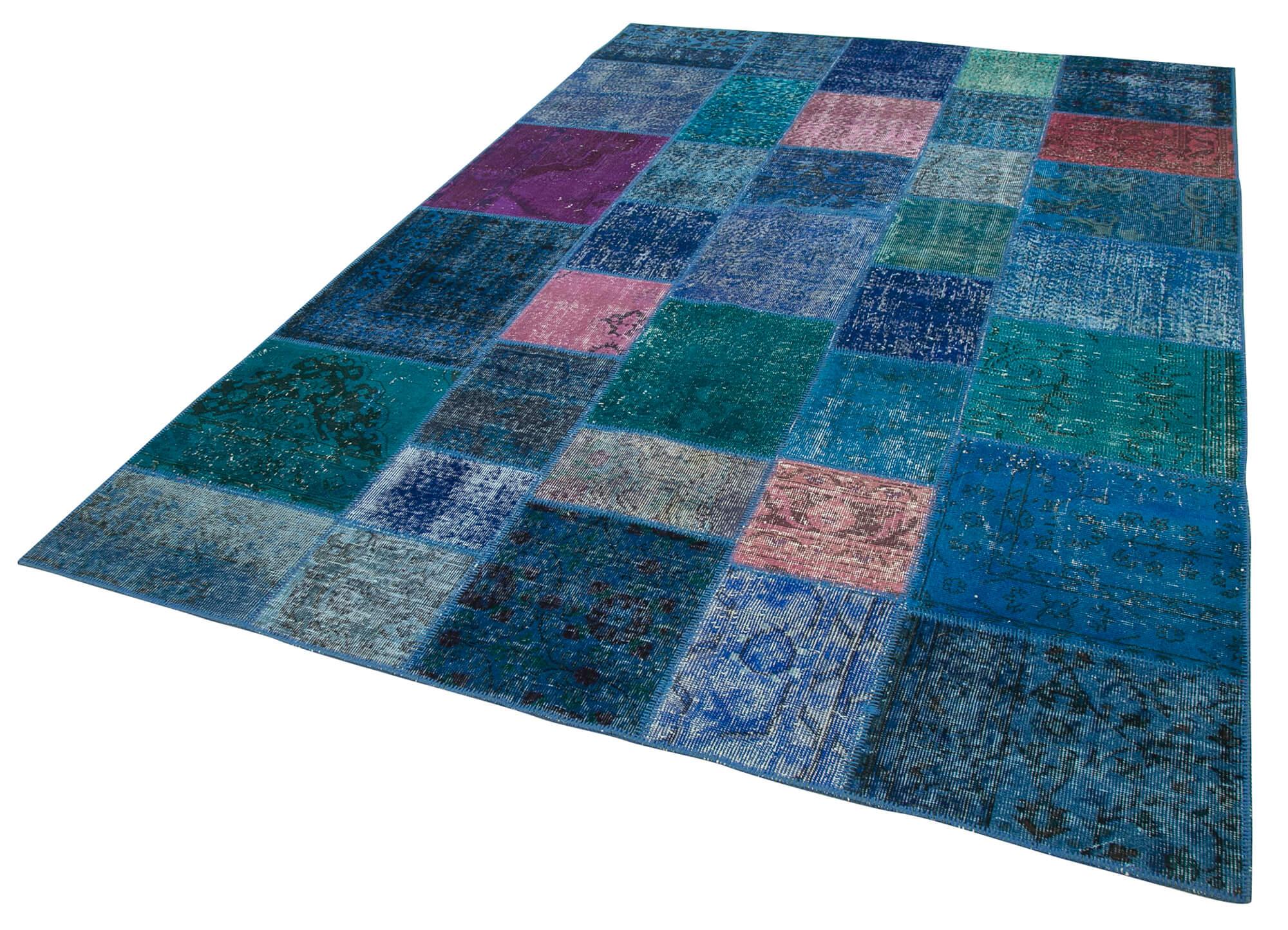 7 x 10 Blue Patchwork Rug - 2413