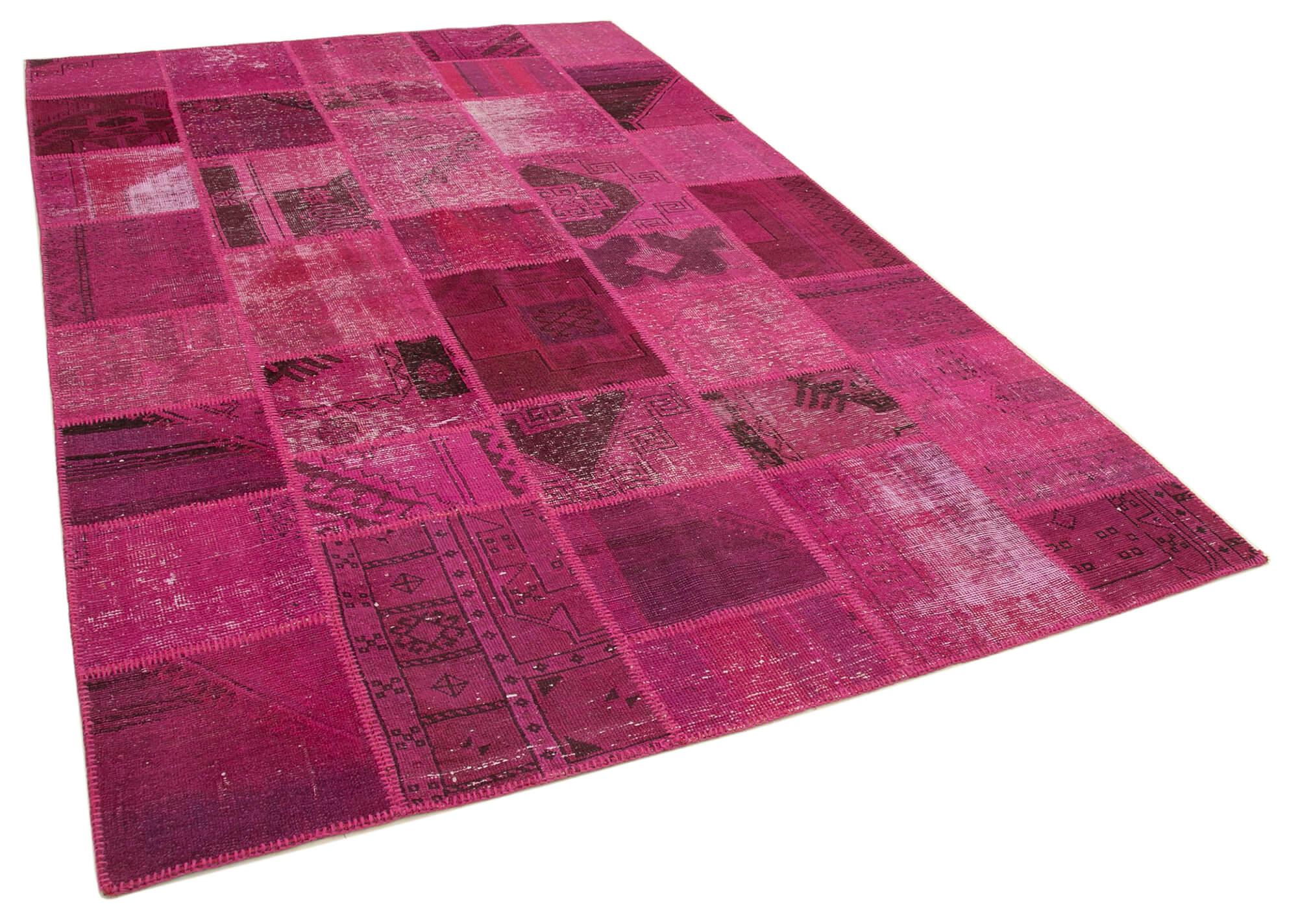 6 x 10 Pink Patchwork Rug - 2424