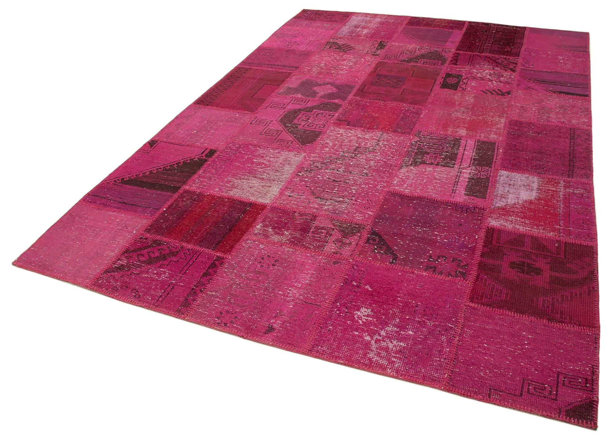 6 x 10 Pink Patchwork Rug - 2424