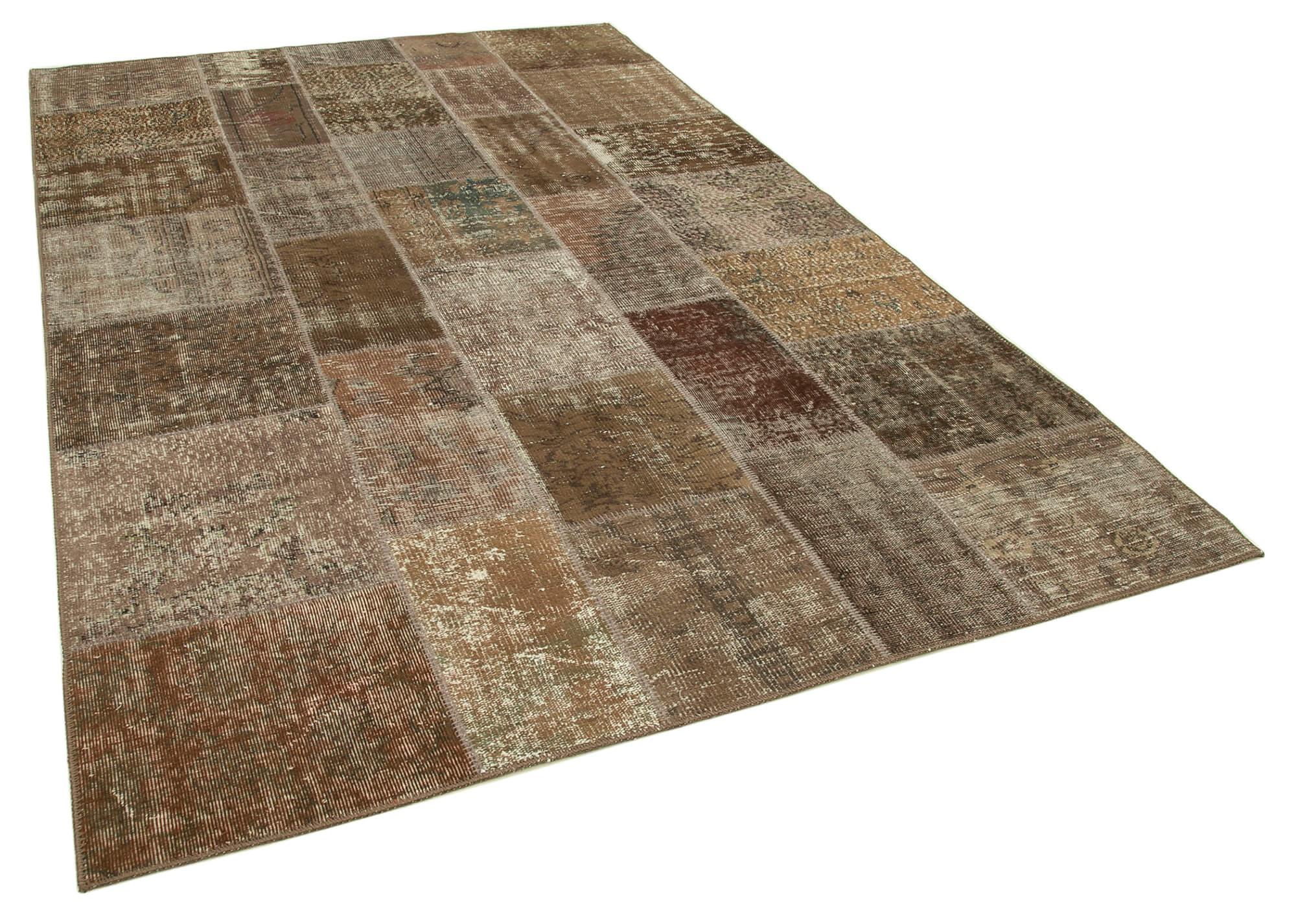 6 x 10 Brown Patchwork Rug - 2444