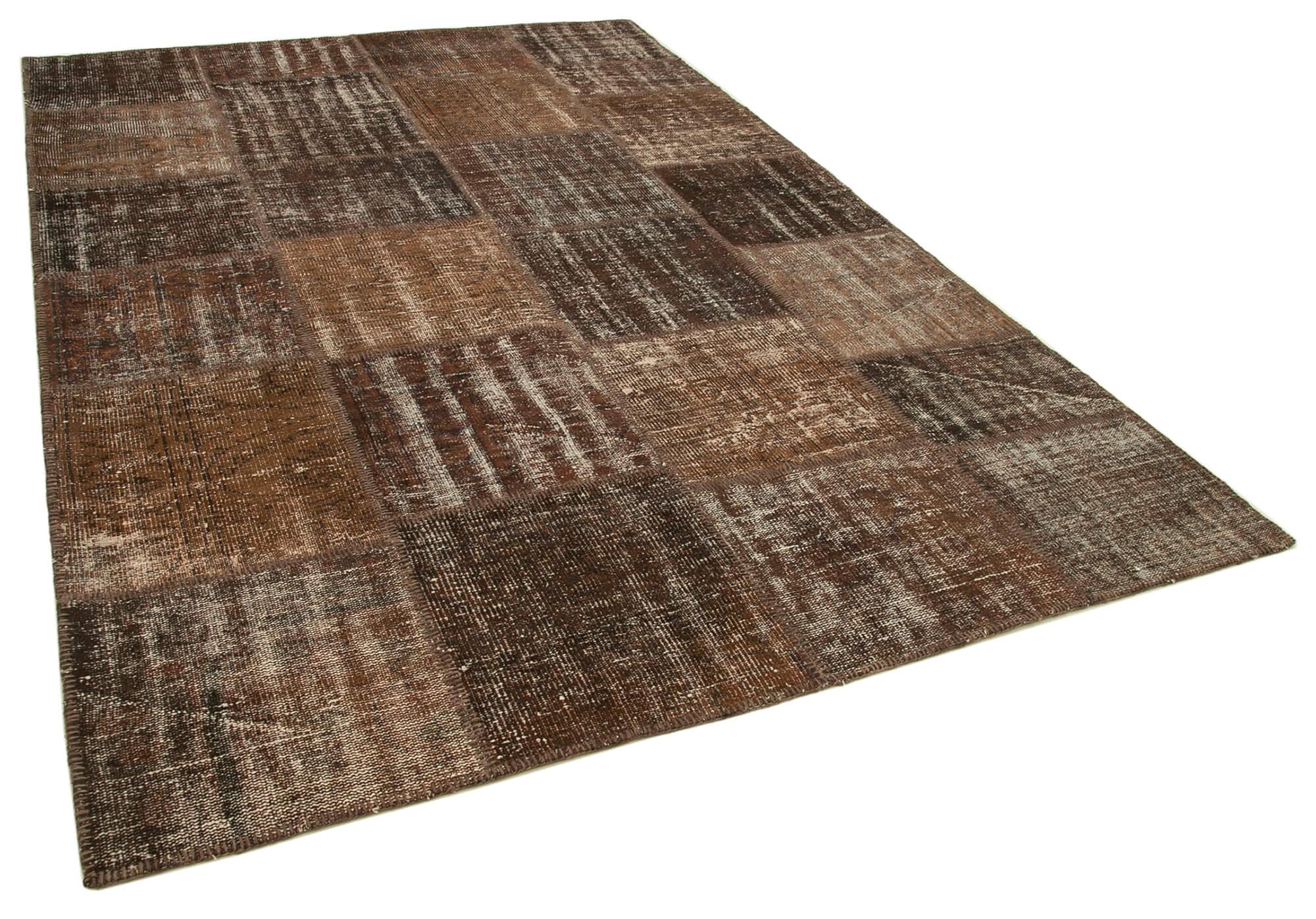 7 x 10 Brown Patchwork Rug - 2445