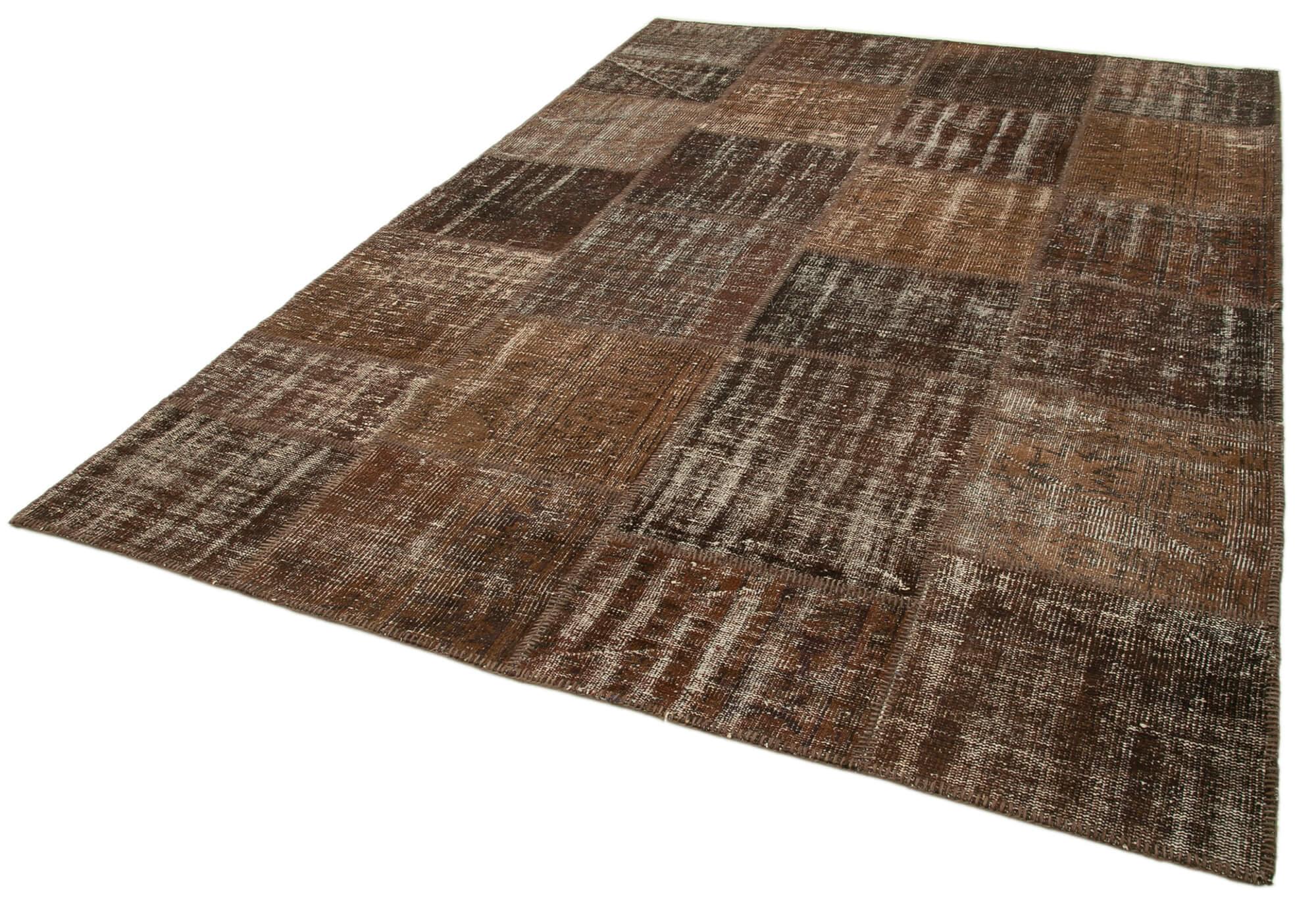 7 x 10 Brown Patchwork Rug - 2445