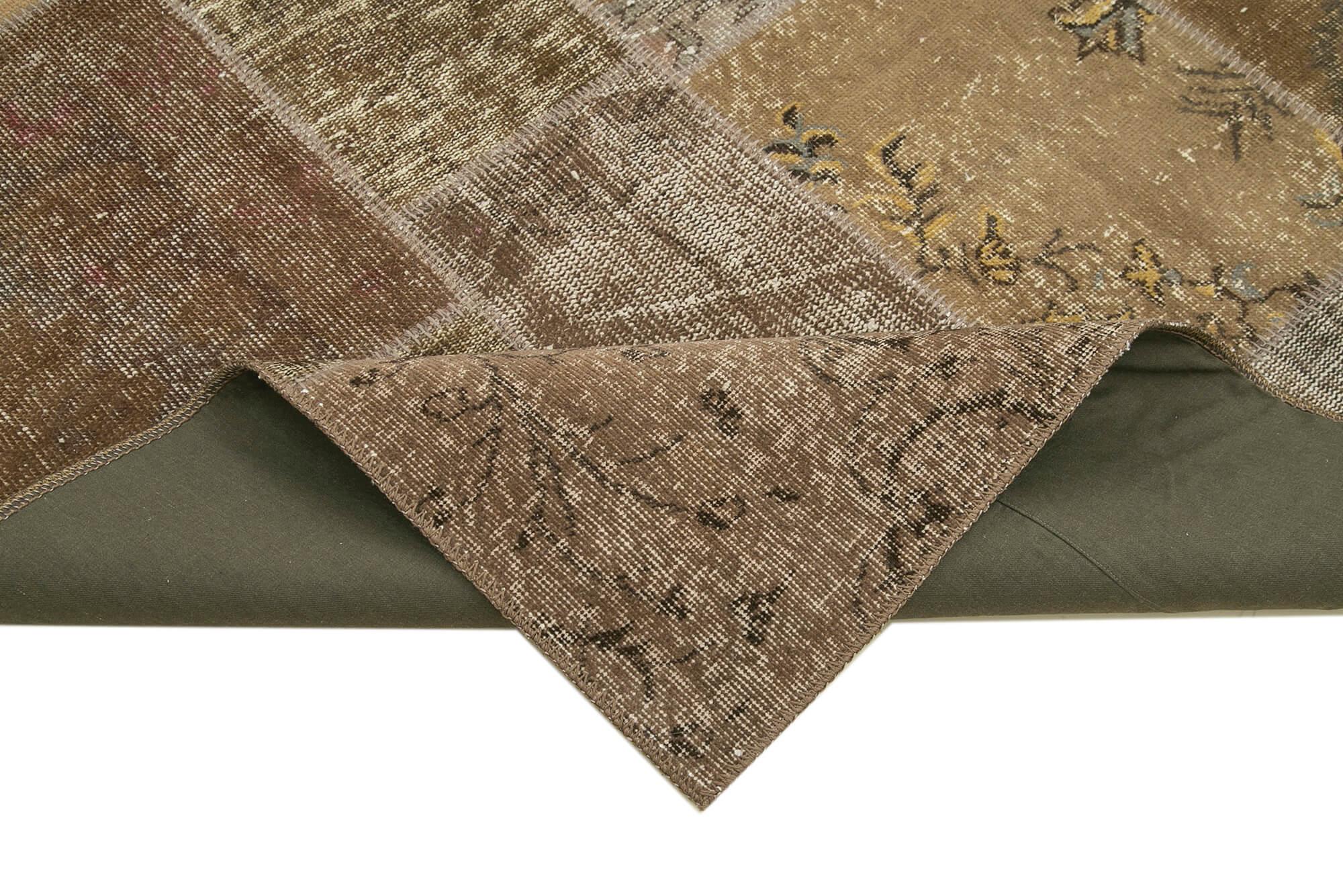 6 x 10 Brown Patchwork Rug - 2447