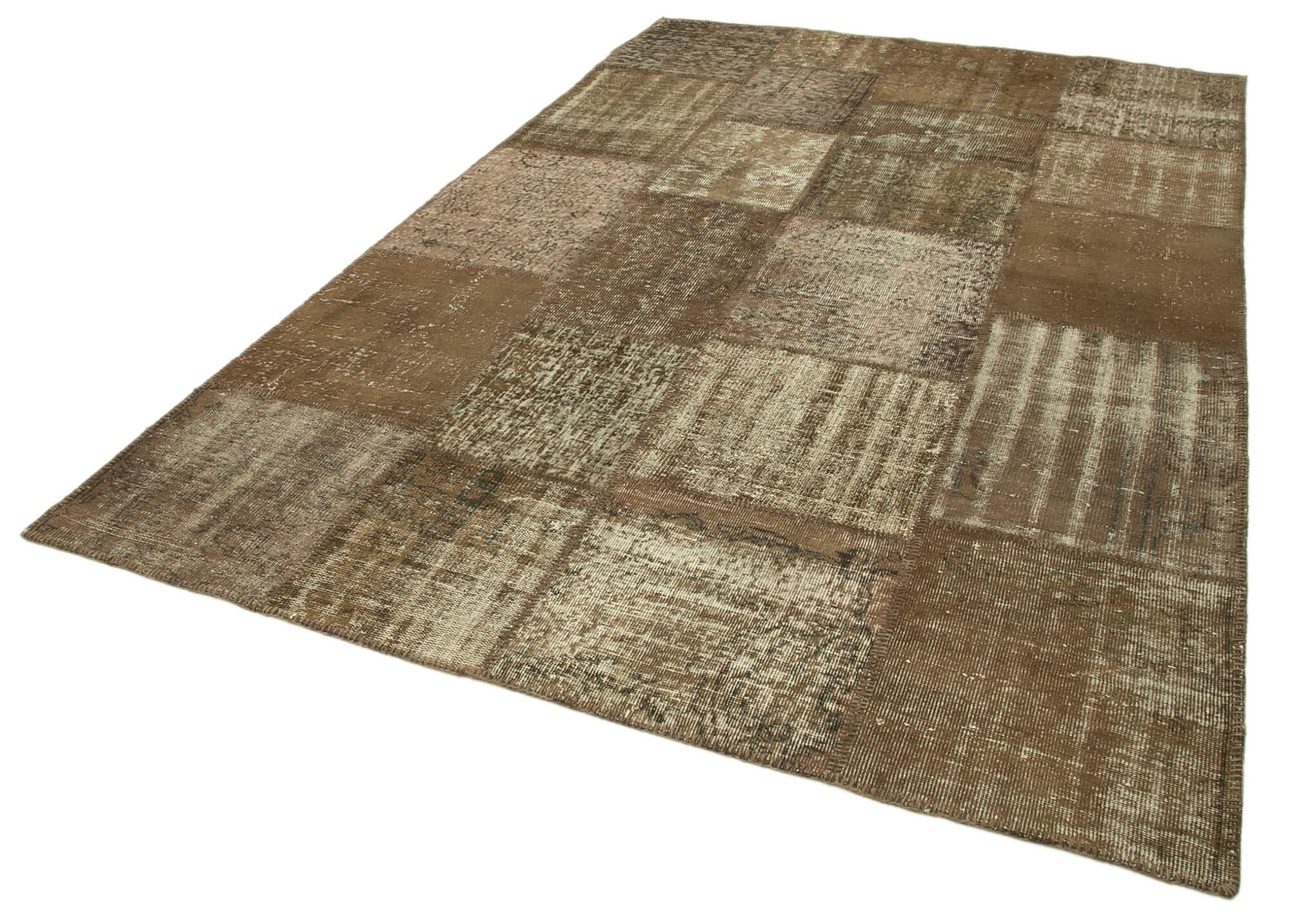 6 x 10 Brown Patchwork Rug - 2453