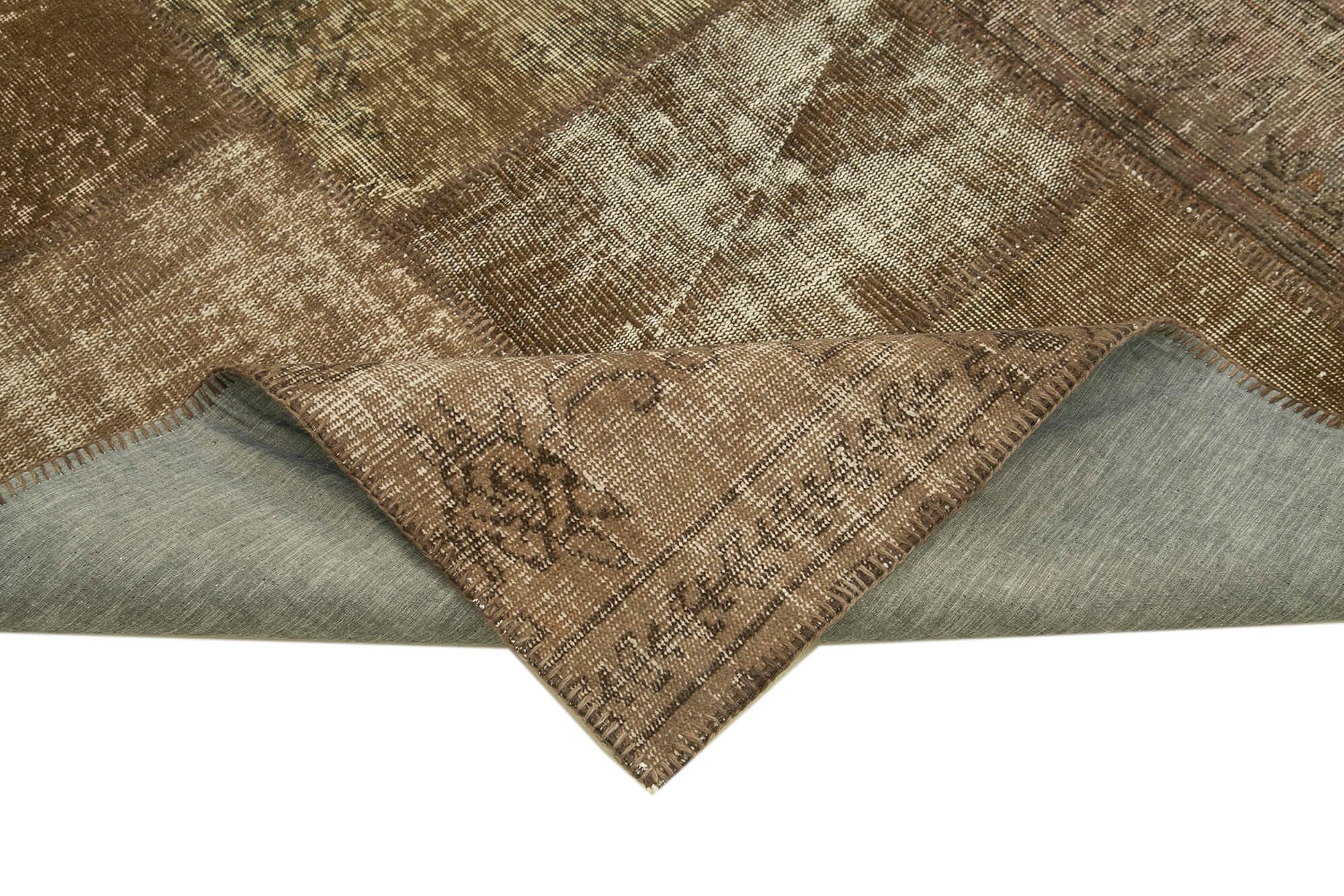 6 x 10 Brown Patchwork Rug - 2453