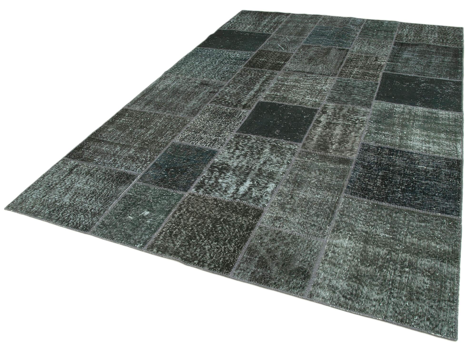 7 x 10 Grey Patchwork Rug - 2456