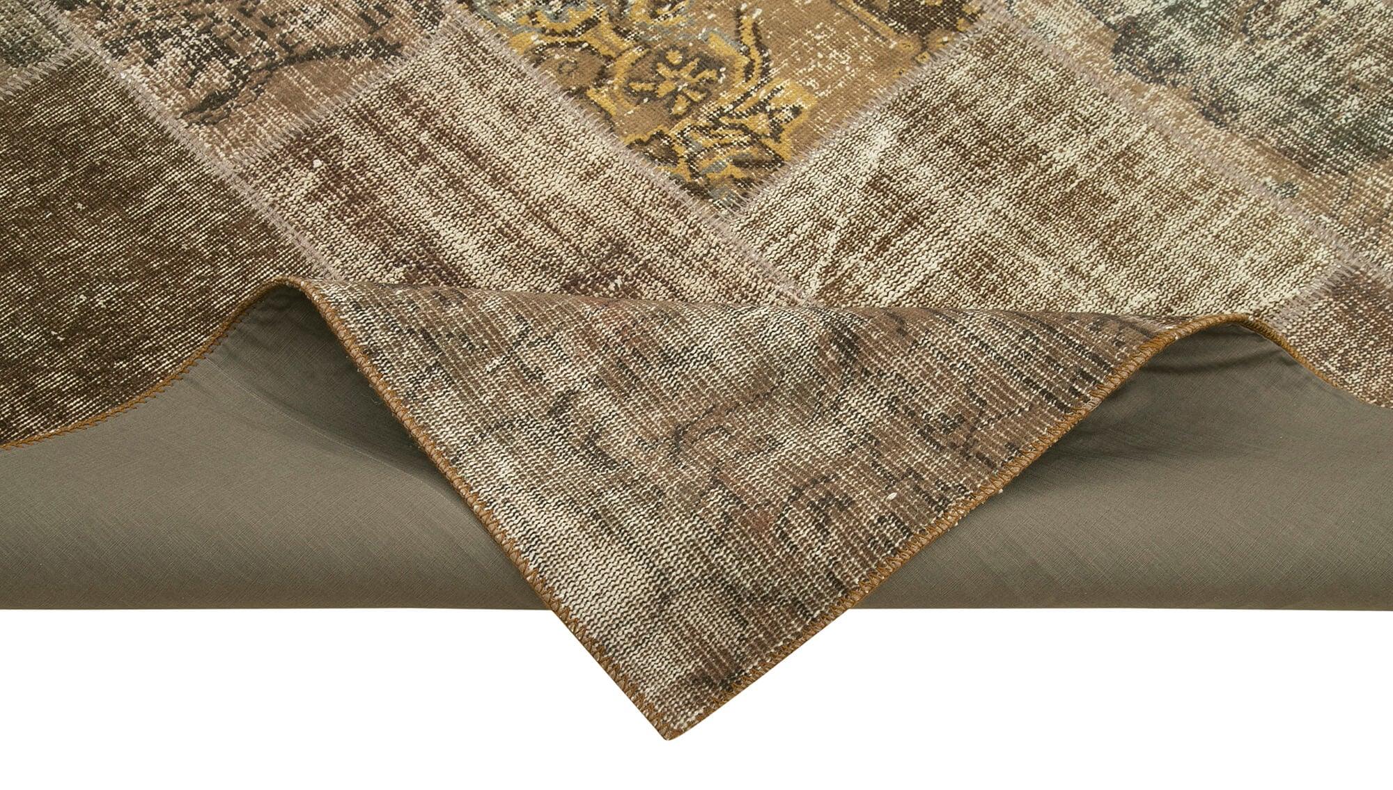 6 x 10 Brown Patchwork Rug - 2461