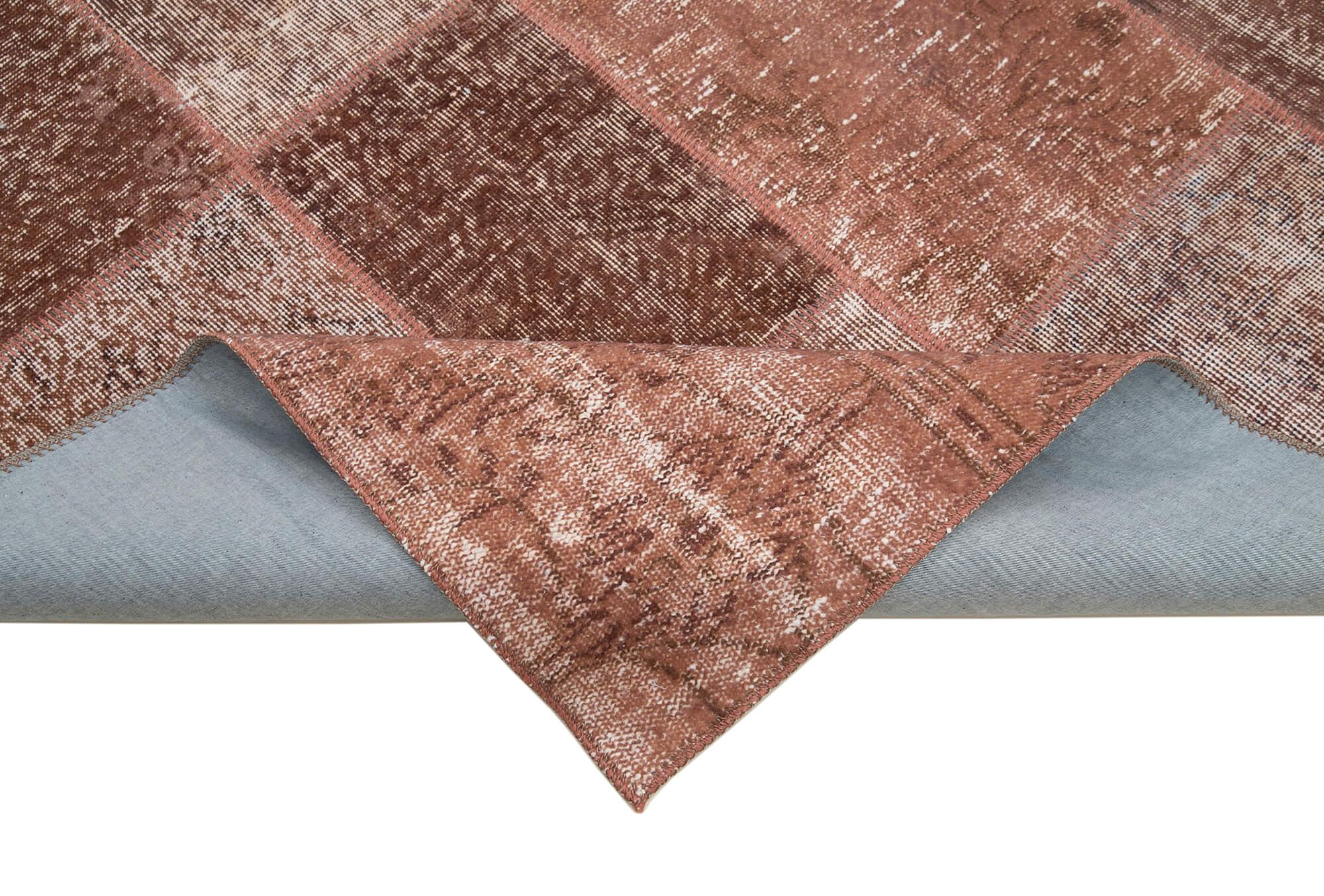 6 x 10 Brown Patchwork Rug - 2462