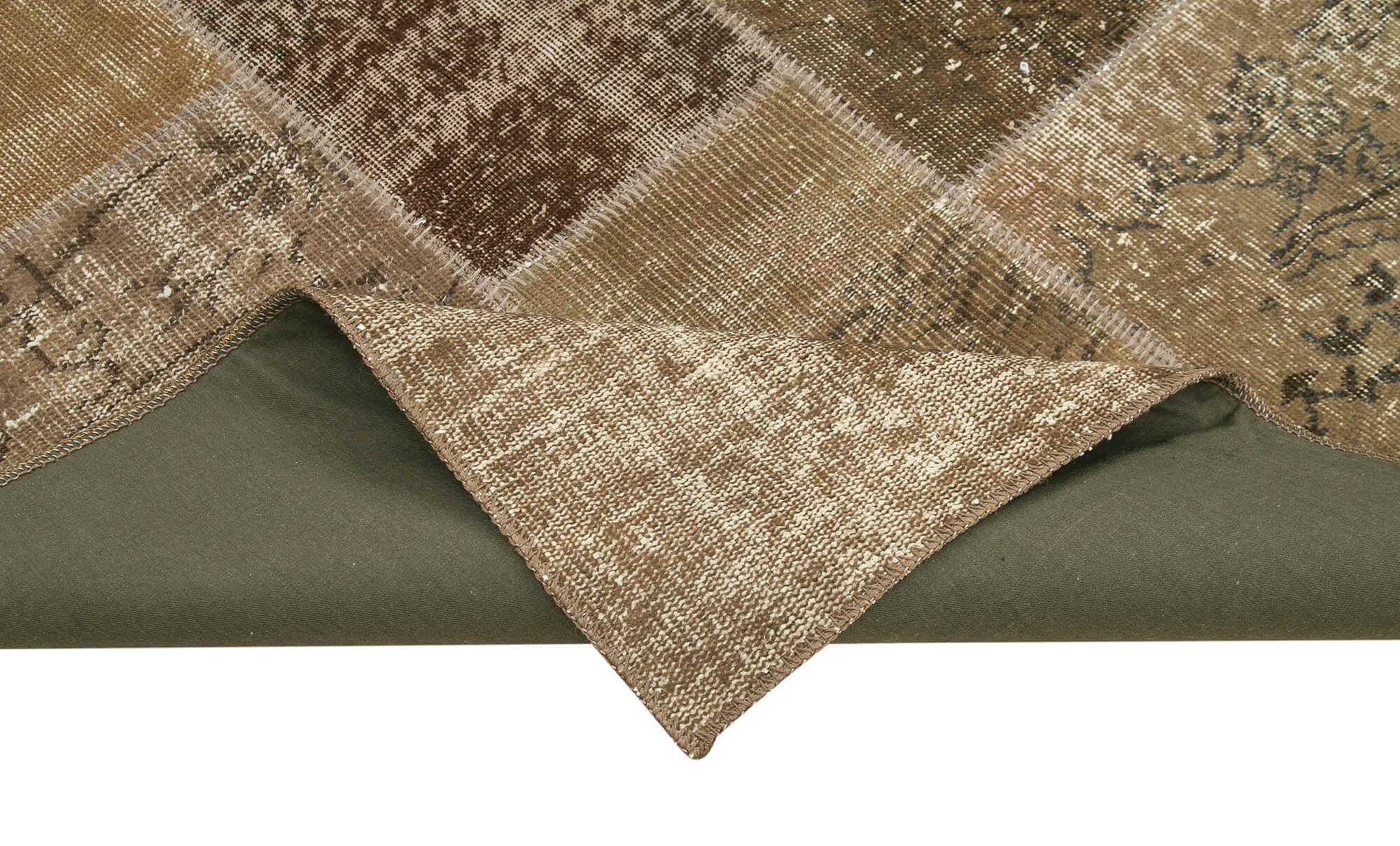 6 x 10 Brown Patchwork Rug - 2466