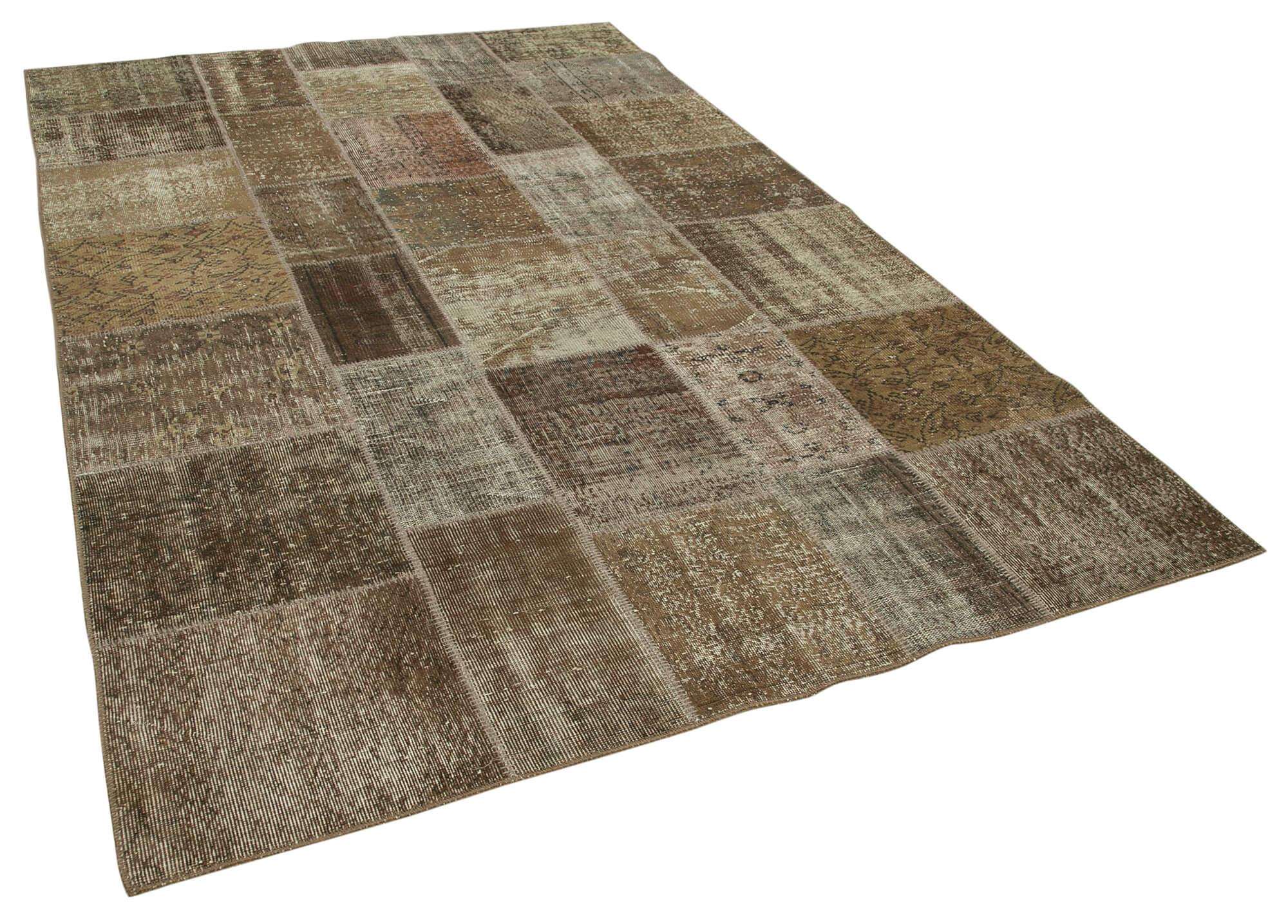 6 x 10 Brown Patchwork Rug - 2468