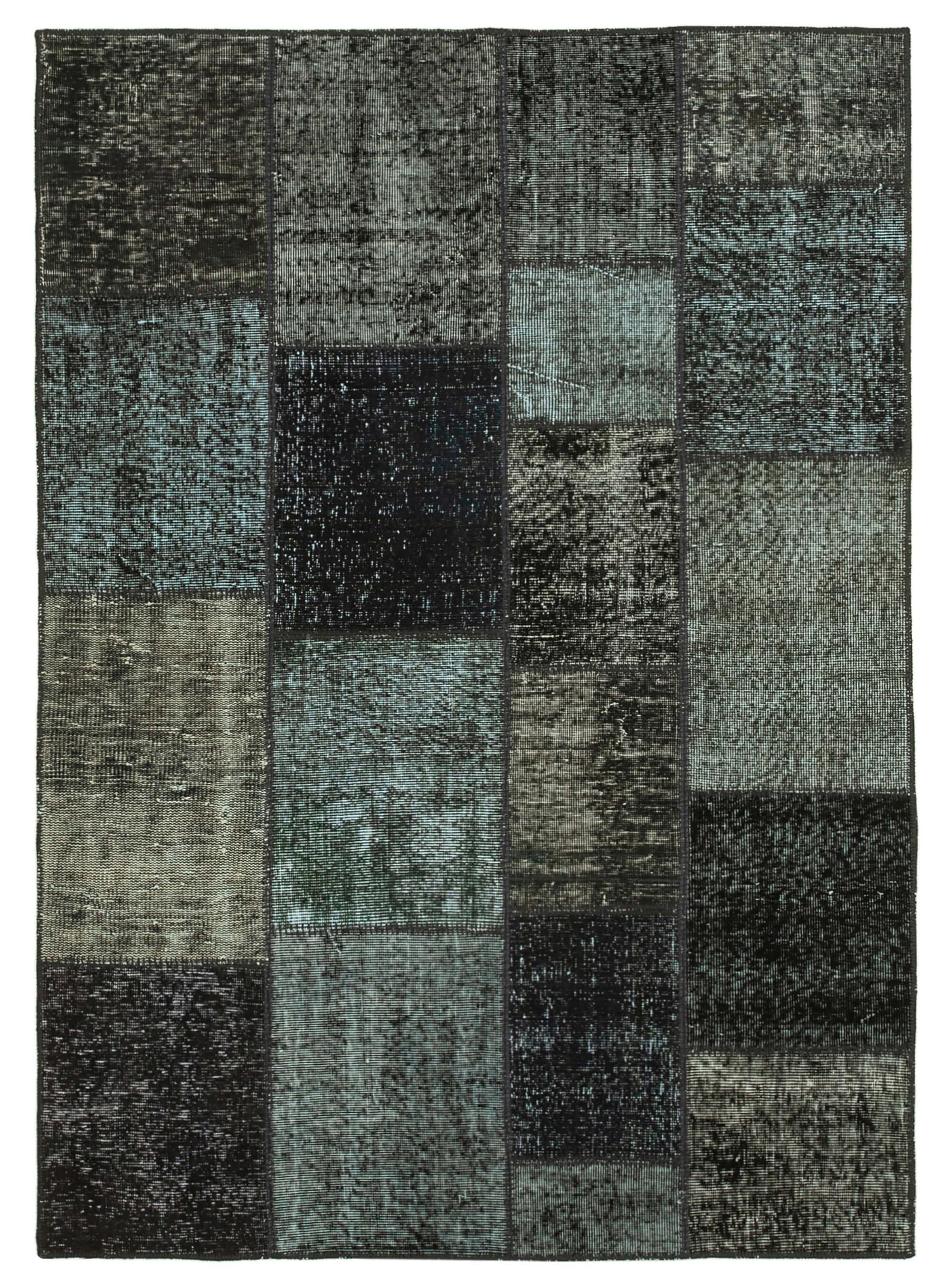 5 x 7 Black Patchwork Rug - 2476