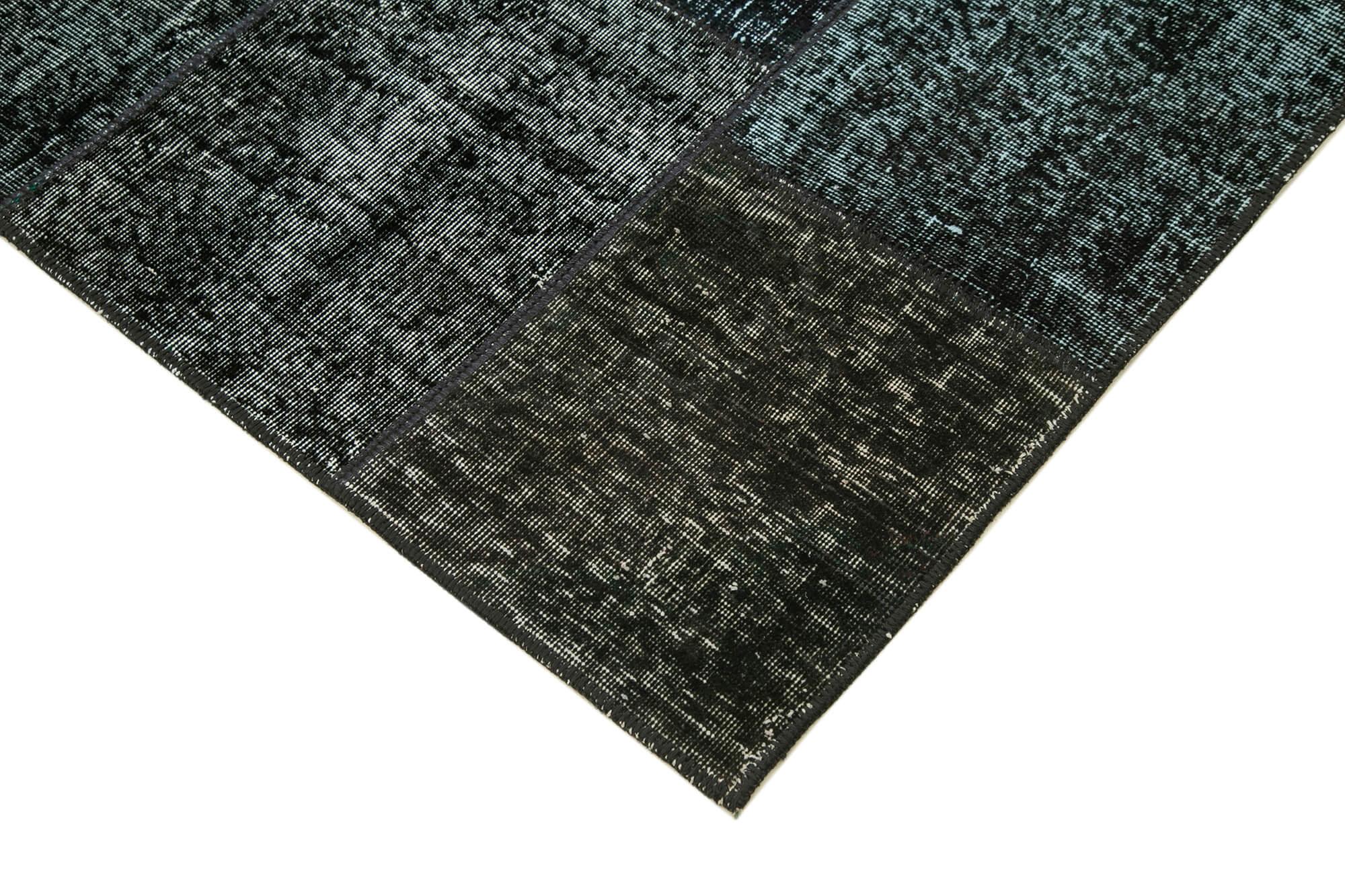 5 x 7 Black Patchwork Rug - 2476