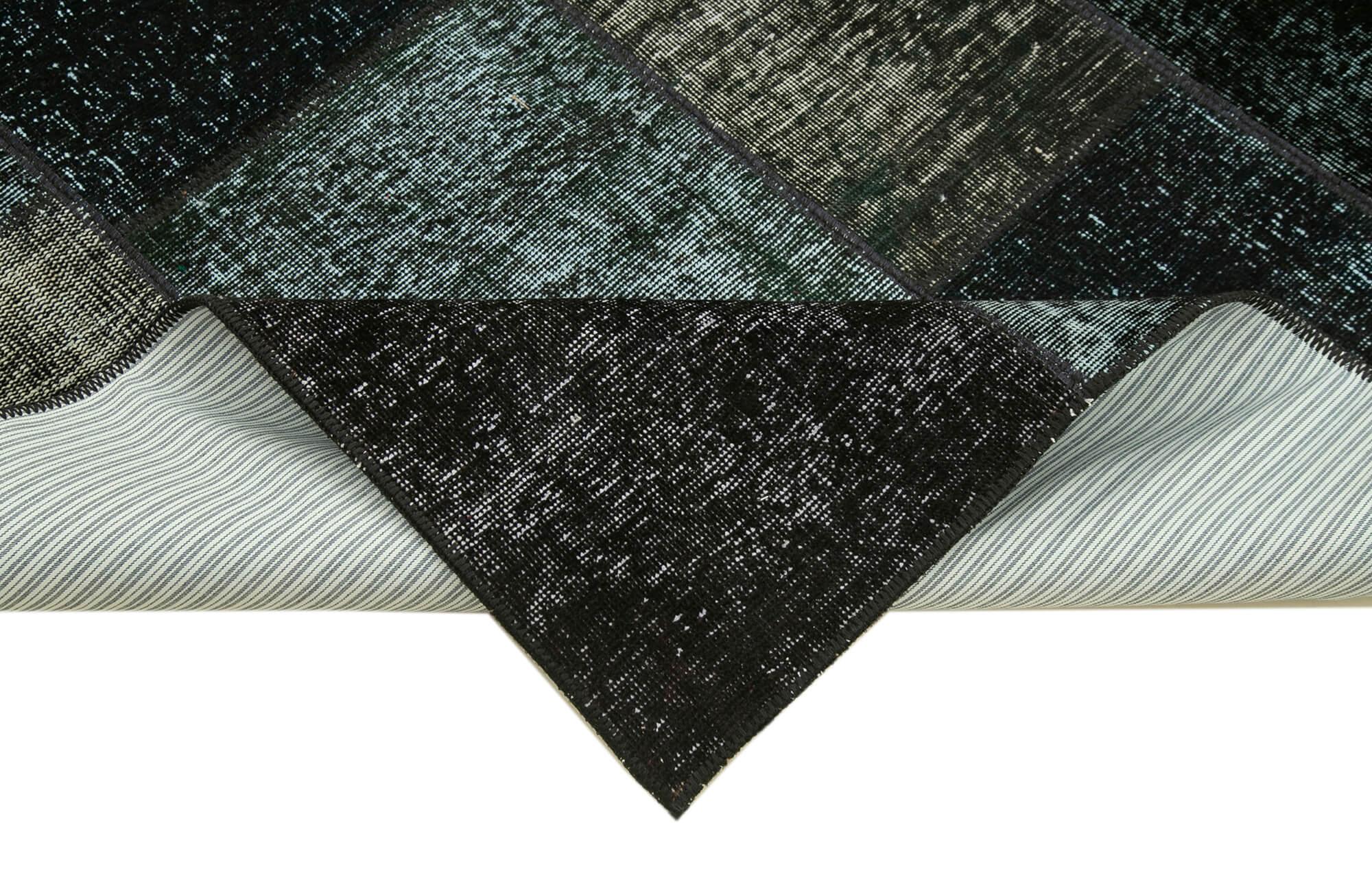 5 x 7 Black Patchwork Rug - 2476